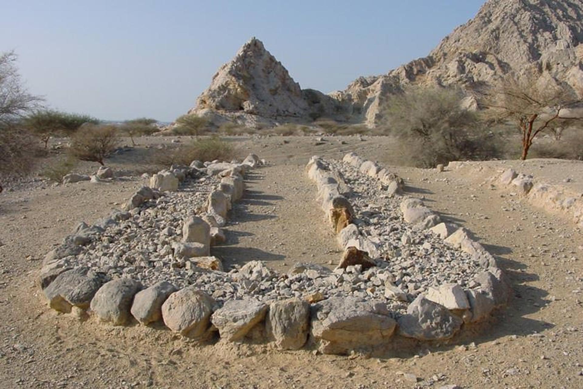 محوطه باستانی شمل