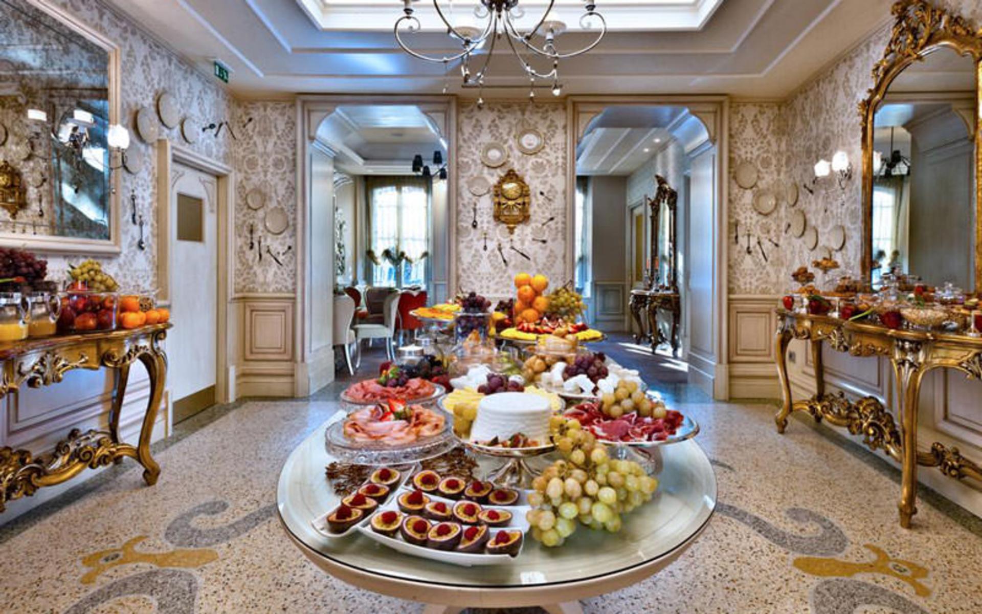 هتل چاتئو مانفورت (Château Monfort)