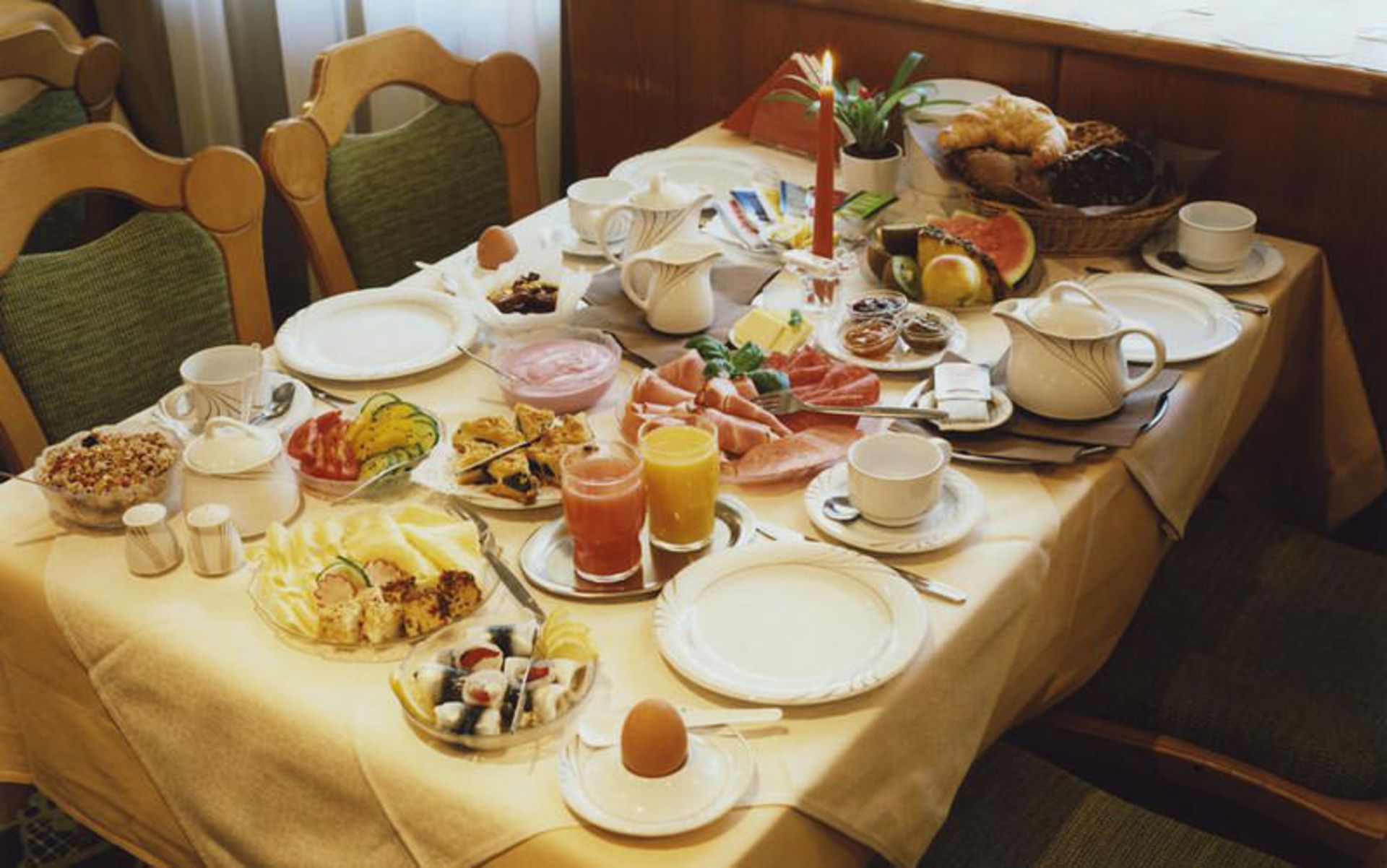 هتل جیدرمن (Hotel Jedermann)