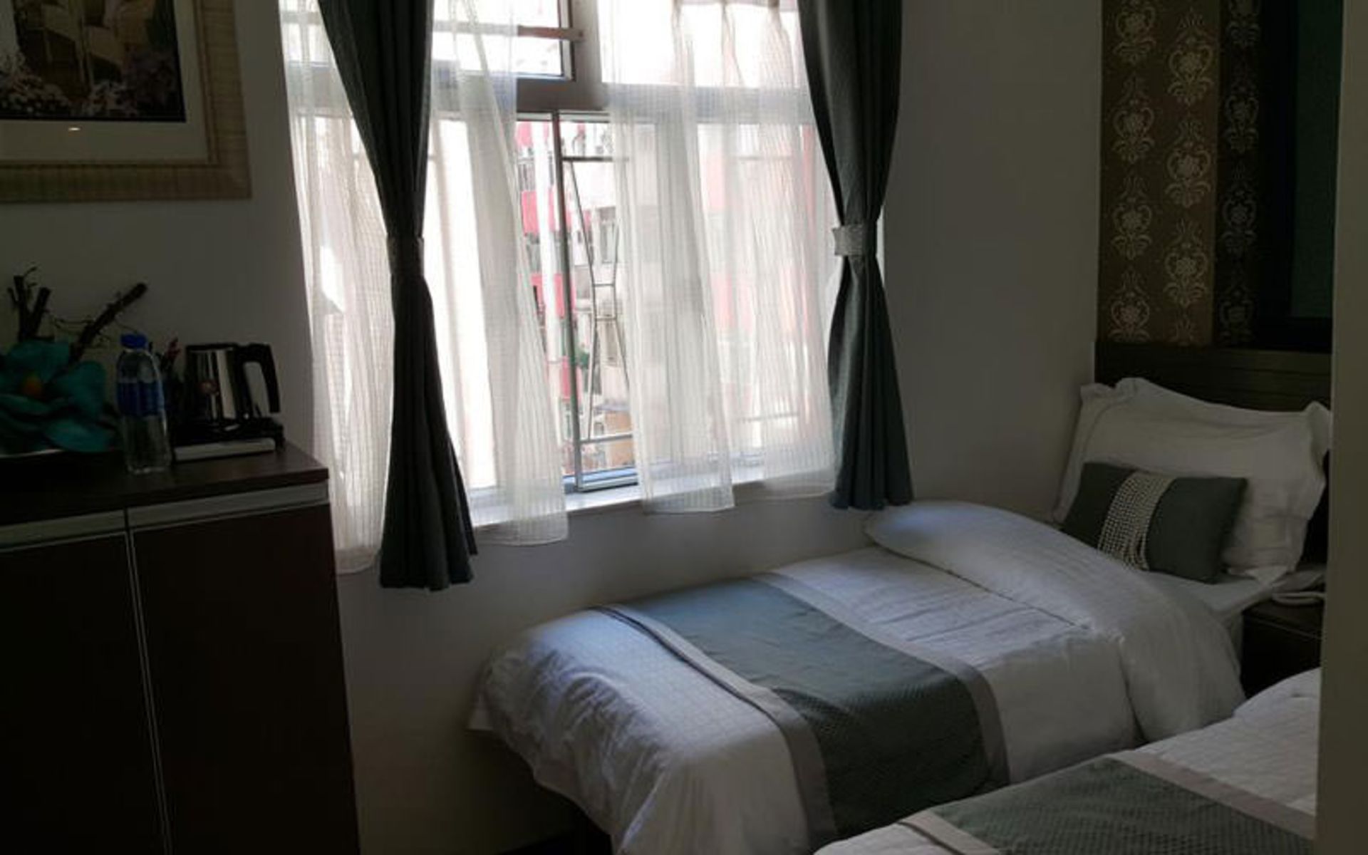 هتل گلکسی (Galaxy Hotel)