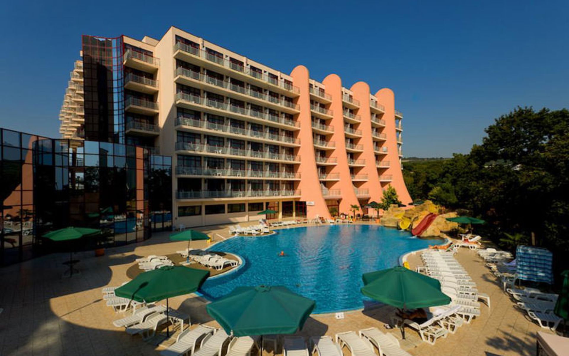 هتل هلیوس اسپا (Helios Spa Hotel)