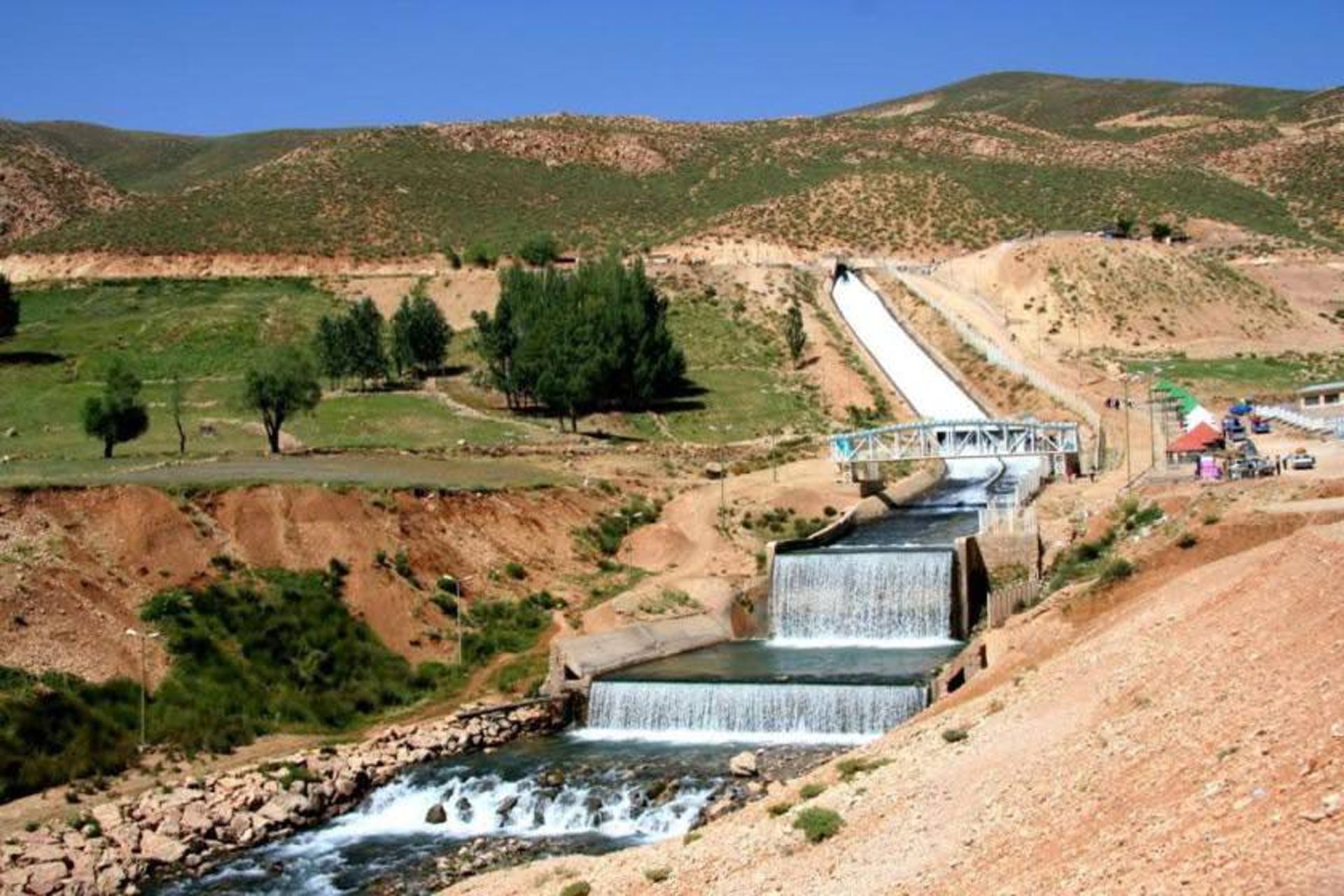 آبشار تونل کوهرنگ