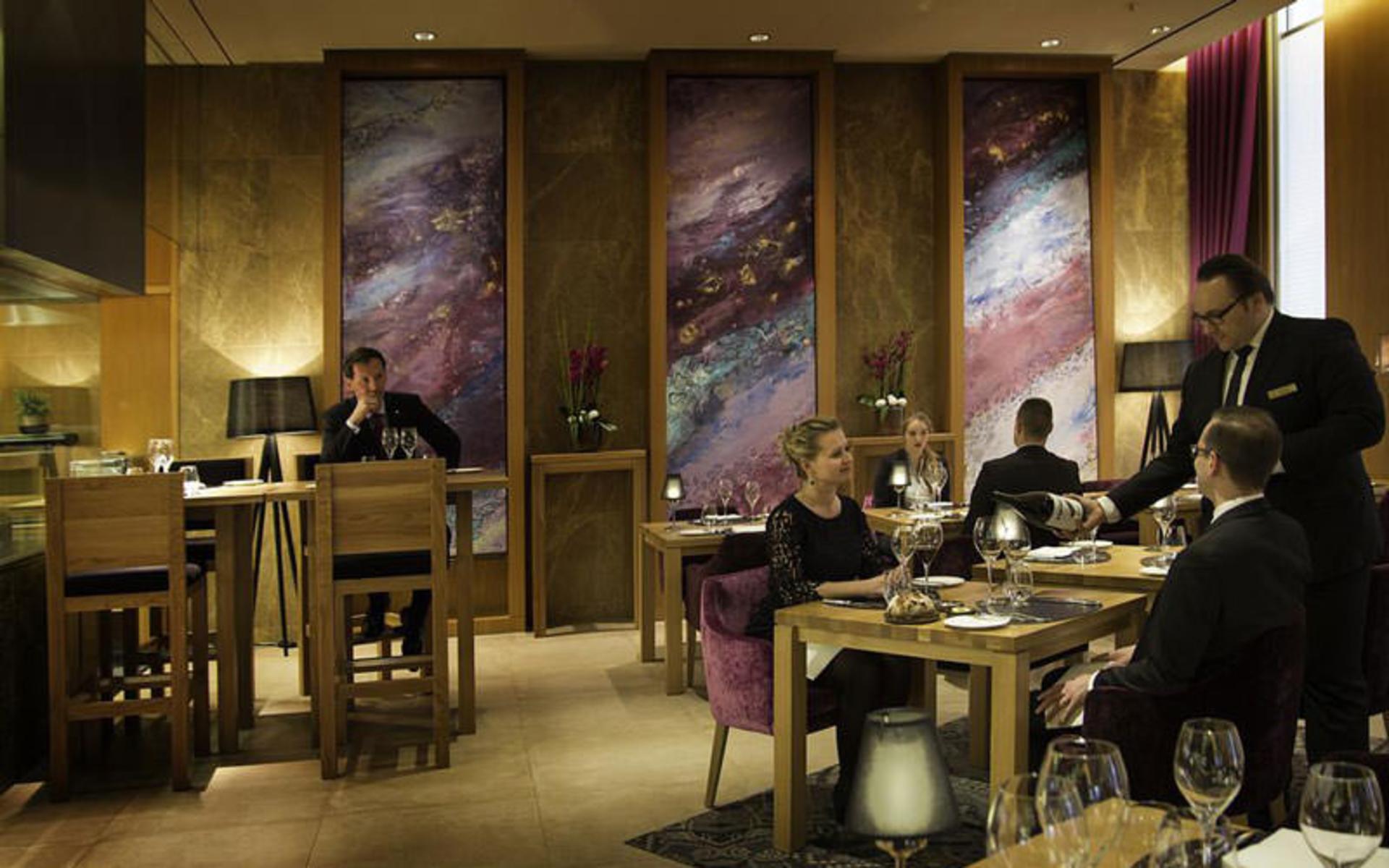 هتل جومیراه فرانکفورت (Jumeirah Frankfurt)
