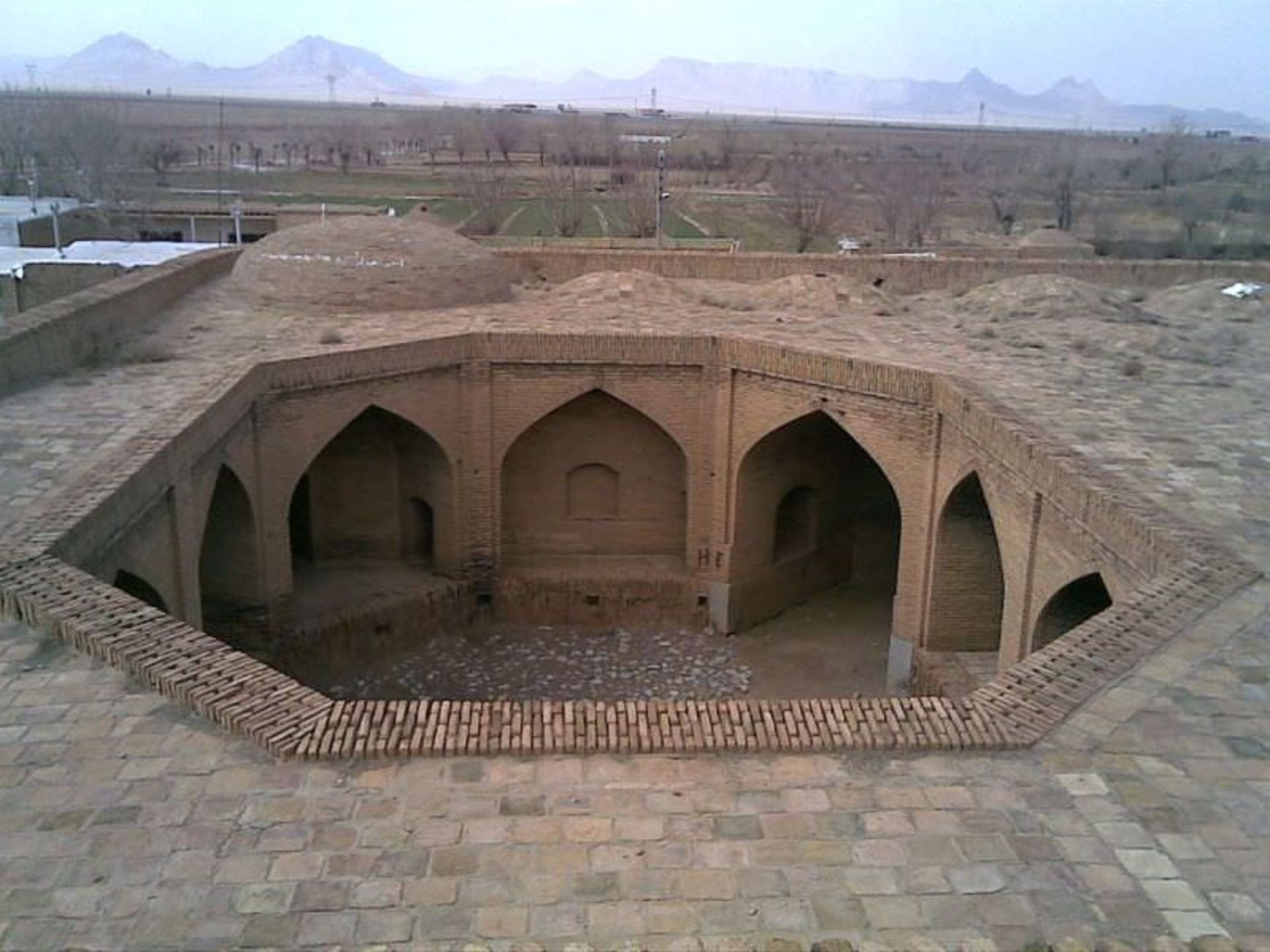 کارونسرای شیخ علیخان 