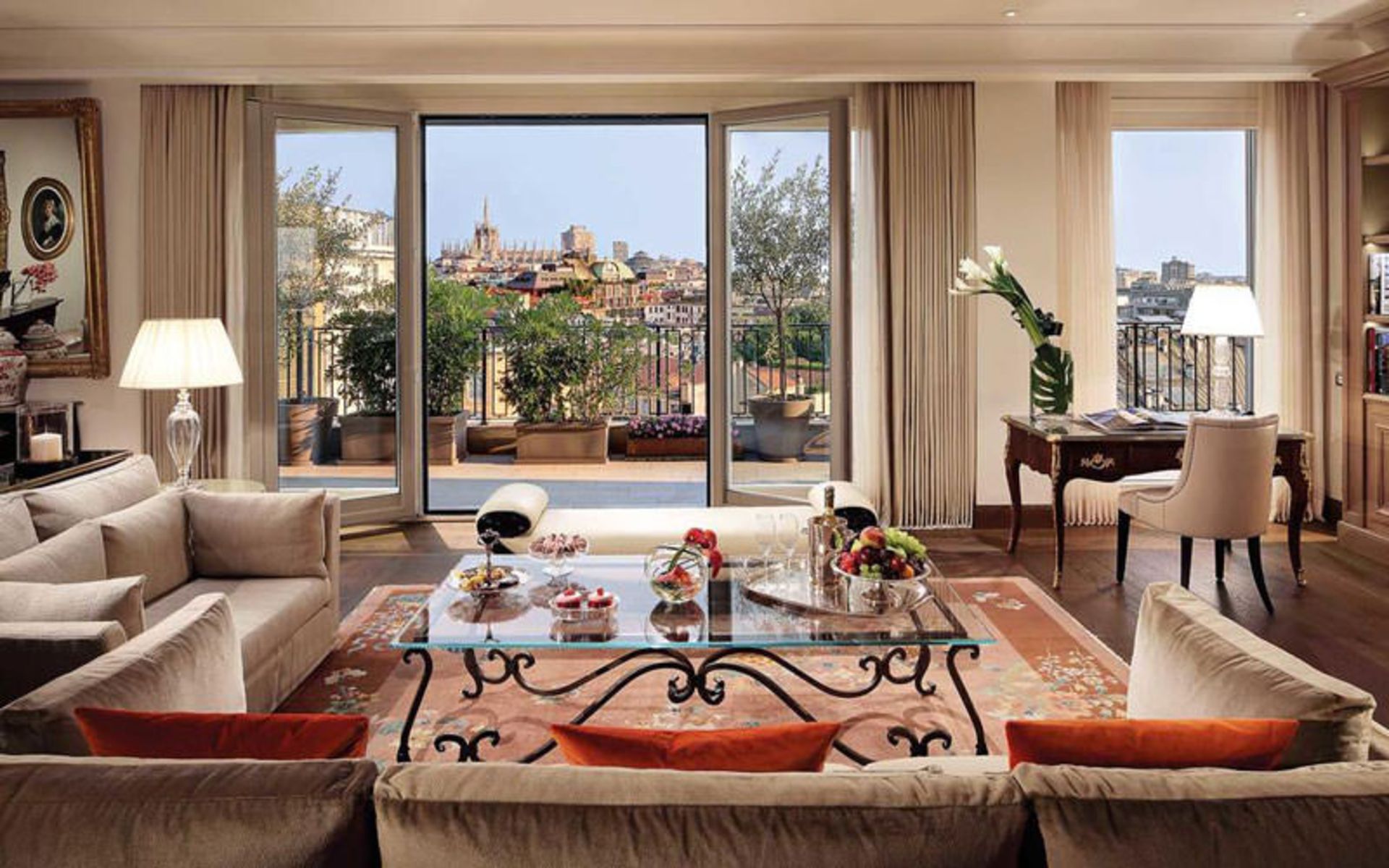 هتل پالازو پاریگی گرند اسپا میلانو (Palazzo Parigi Hotel & Grand Spa Milano)