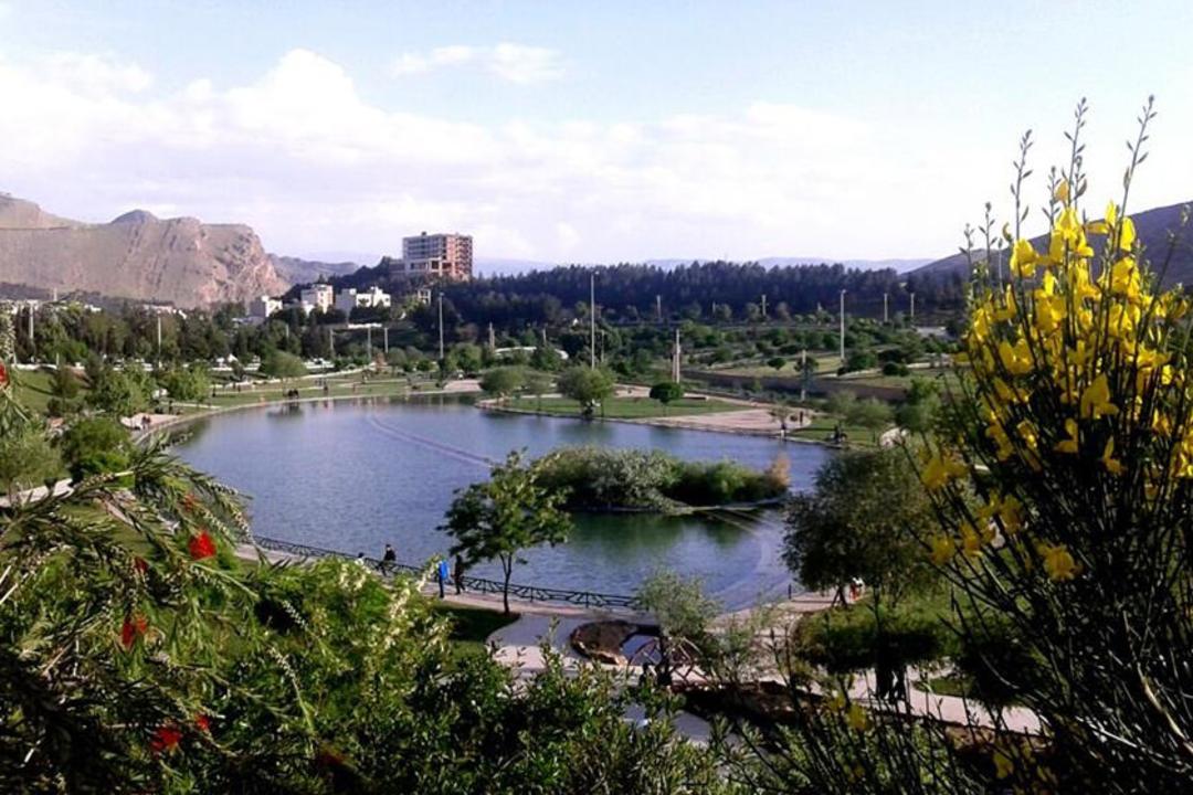 پارک زیباکنار
