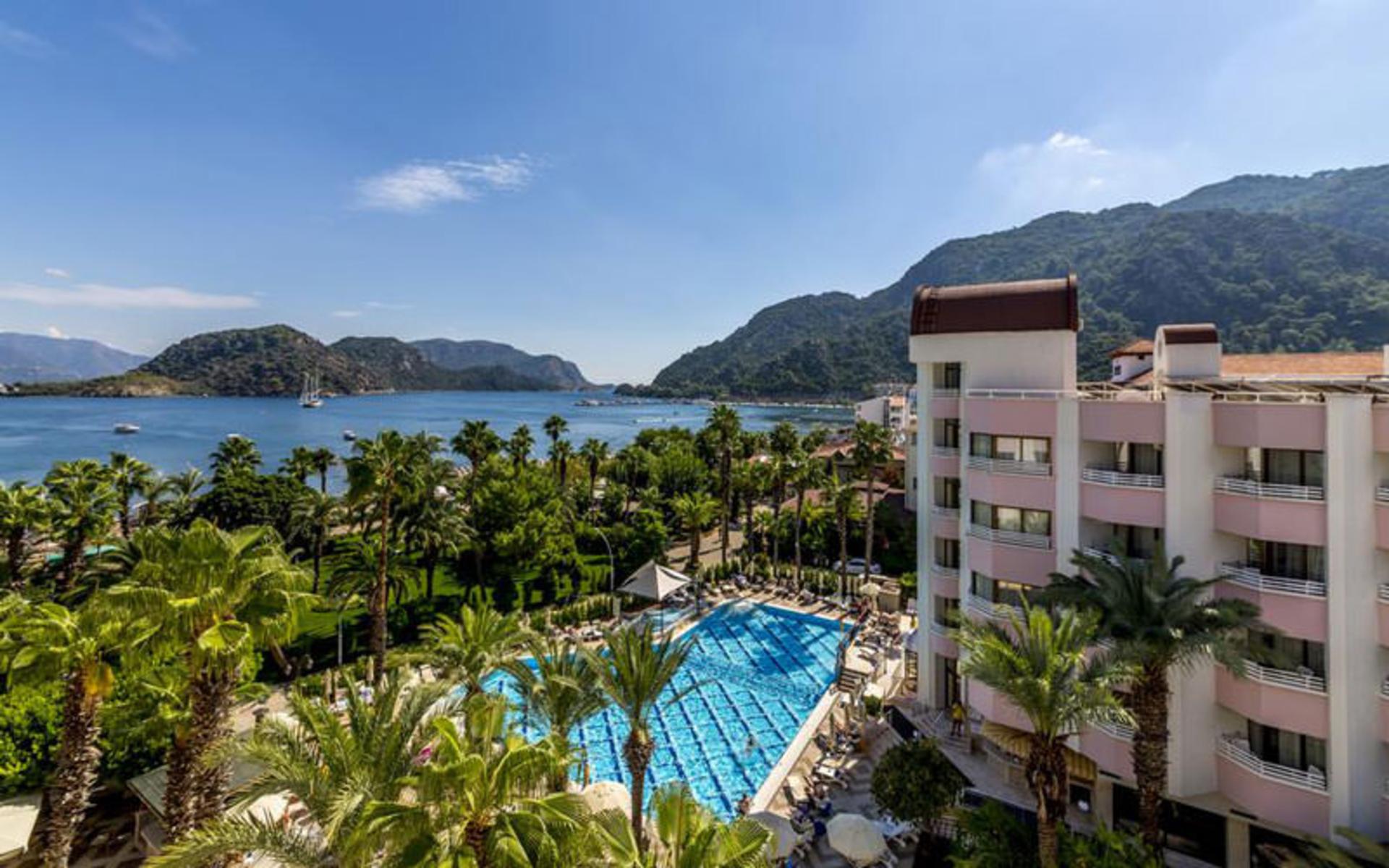 هتل آکوا (Hotel Aqua)