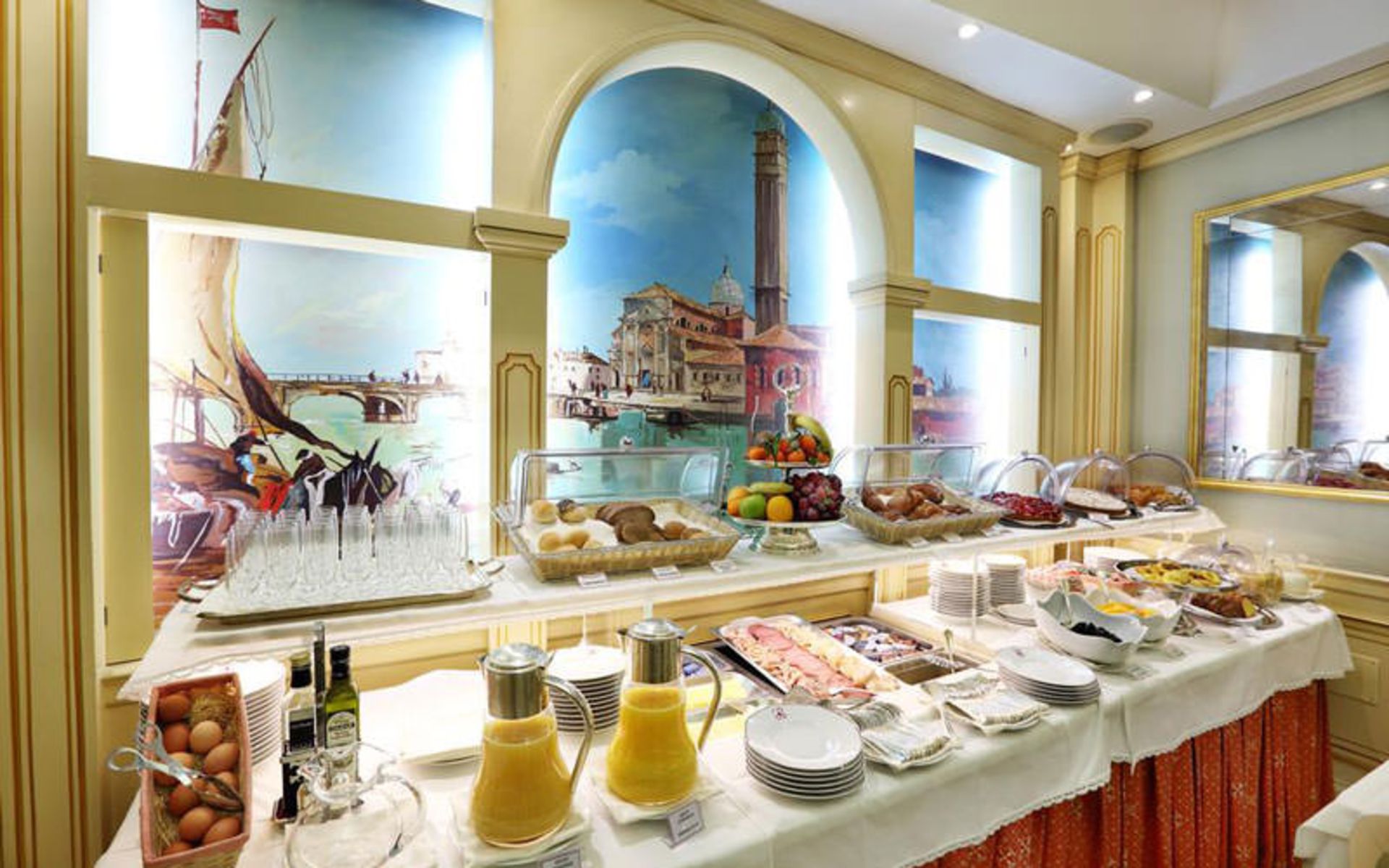 هتل کلمبینا (Hotel Colombina)