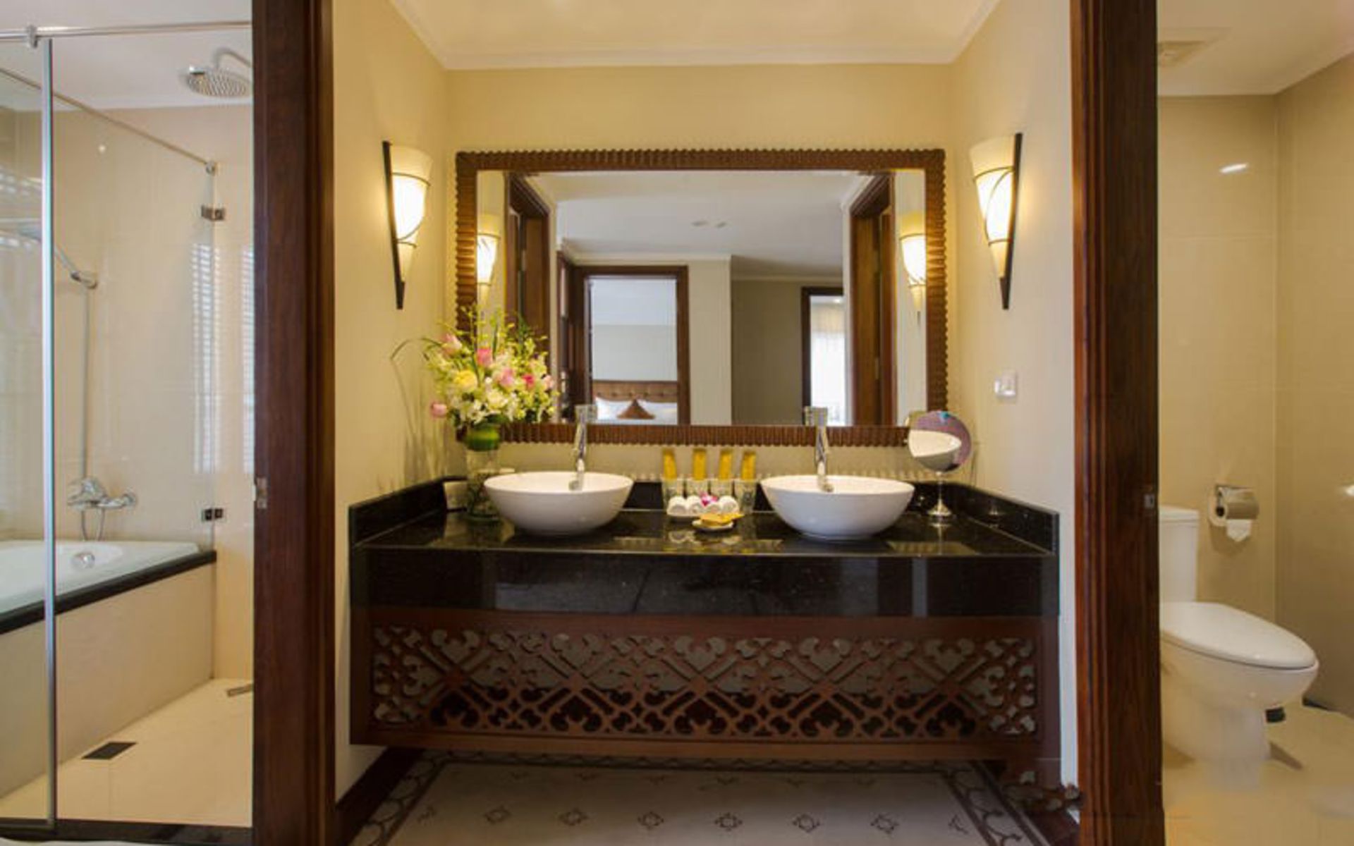 هتل هانوئیلا سیستا (Hanoi La Siesta Hotel & Spa) – ویتنام