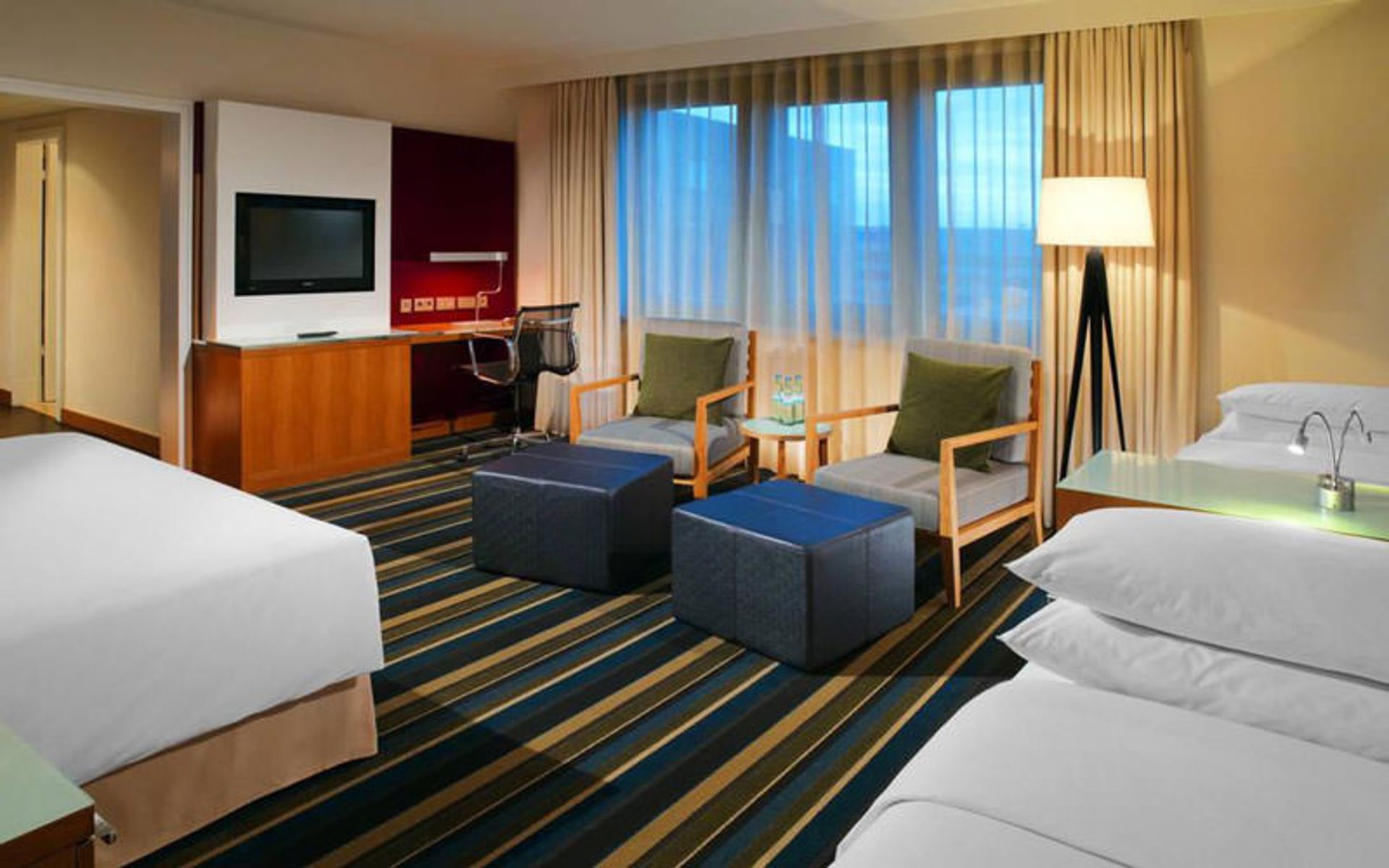 هتل شراتون فرانکفورت ایرپورت اند کانفرنس سنتر (Sheraton Frankfurt Airport Hotel & Conference Center)