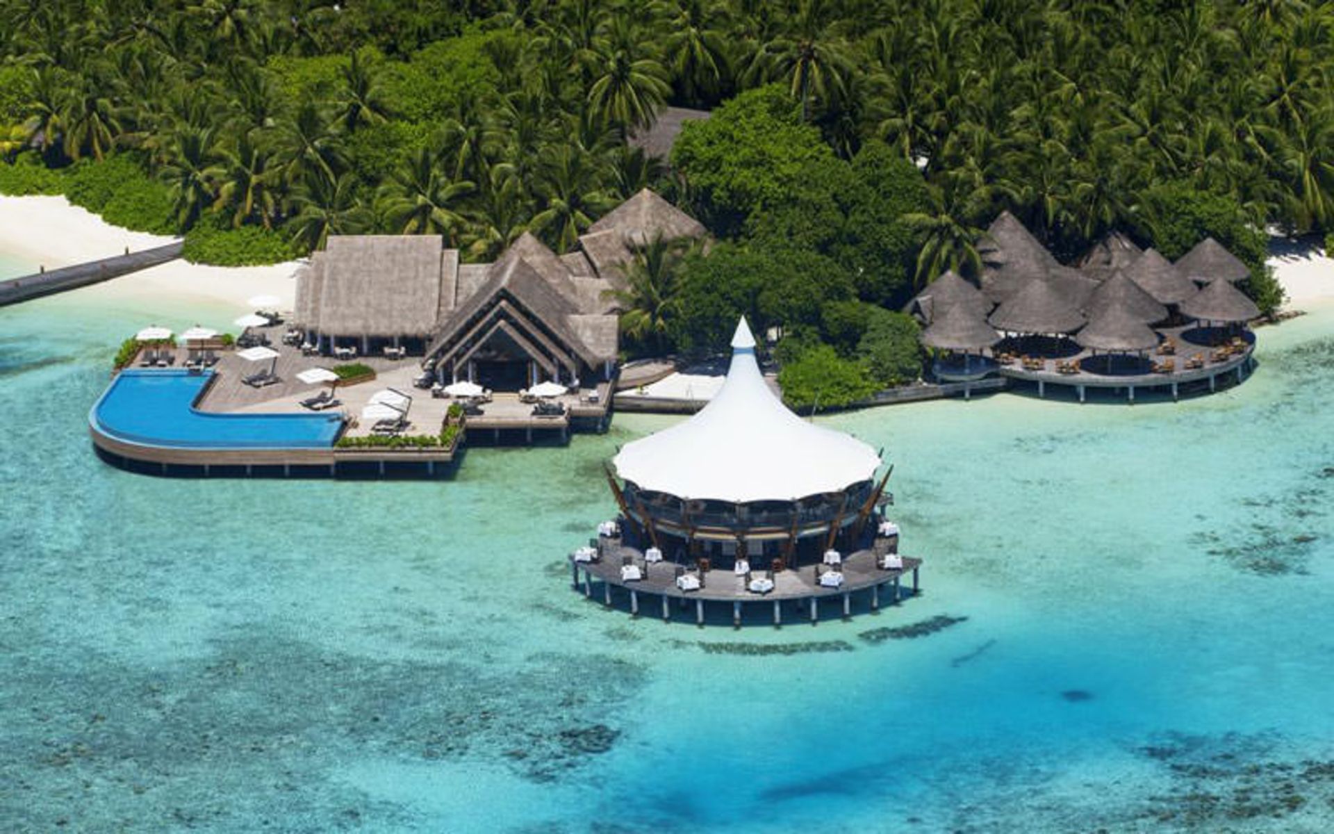 هتل باروس مالدیوز (Baros Maldives) - مالدیو