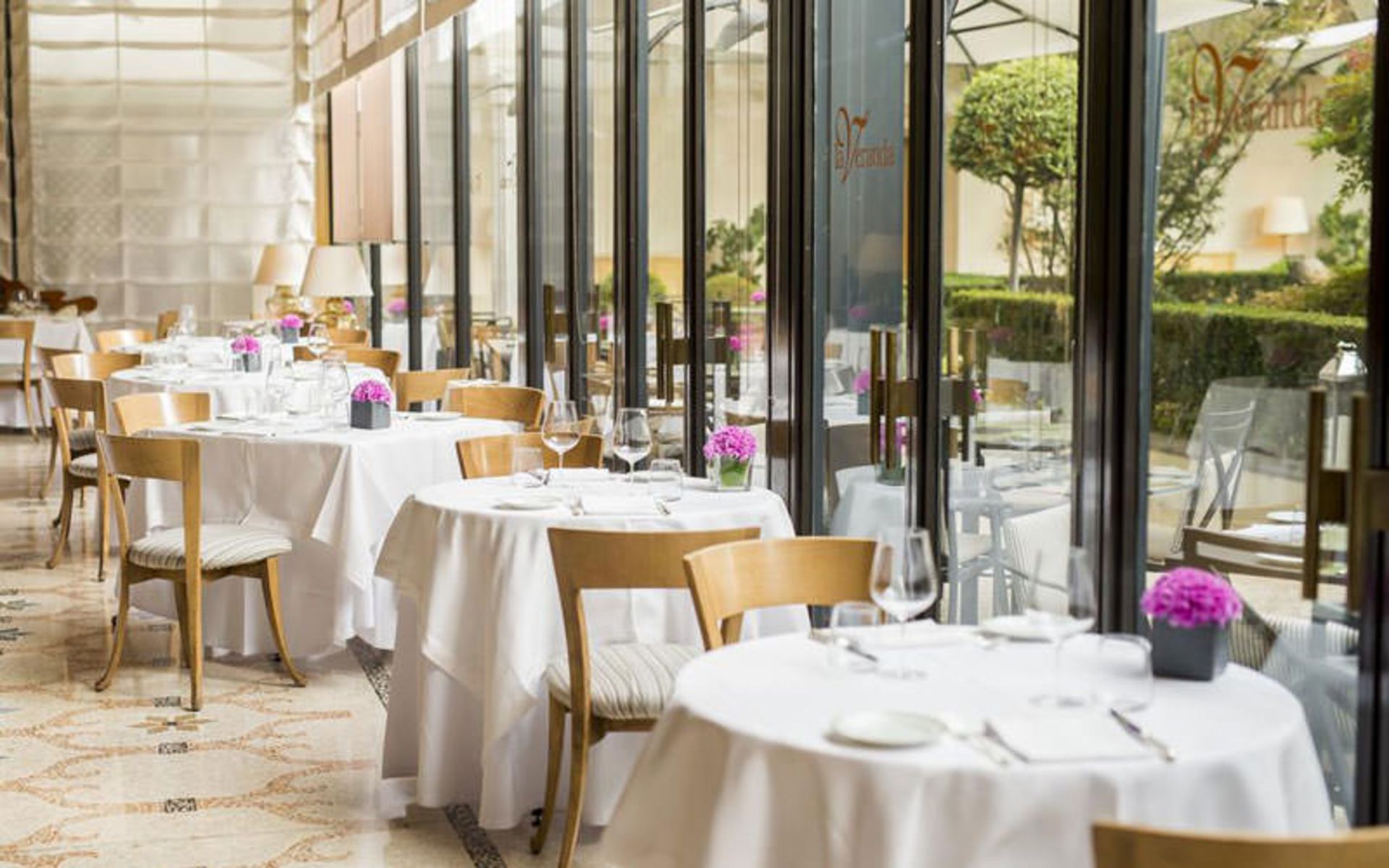 هتل فور سیسنز میلانو (Four Seasons Hotel Milano)