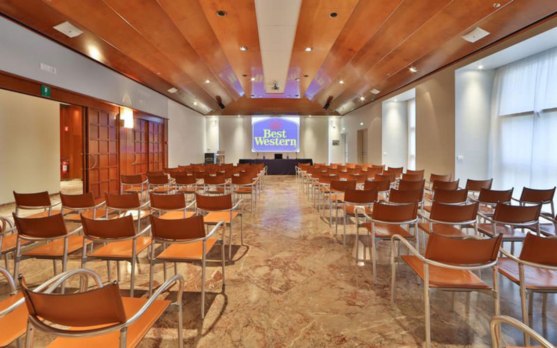 هتل بِست وِستِرن پلاس بُلُنا (Best Western Plus Hotel Bologna)