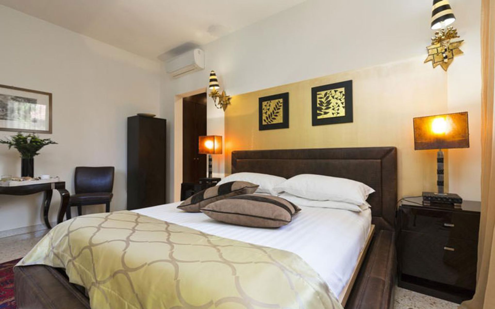 هتل ویلا استلا (Hotel Villa Stella)