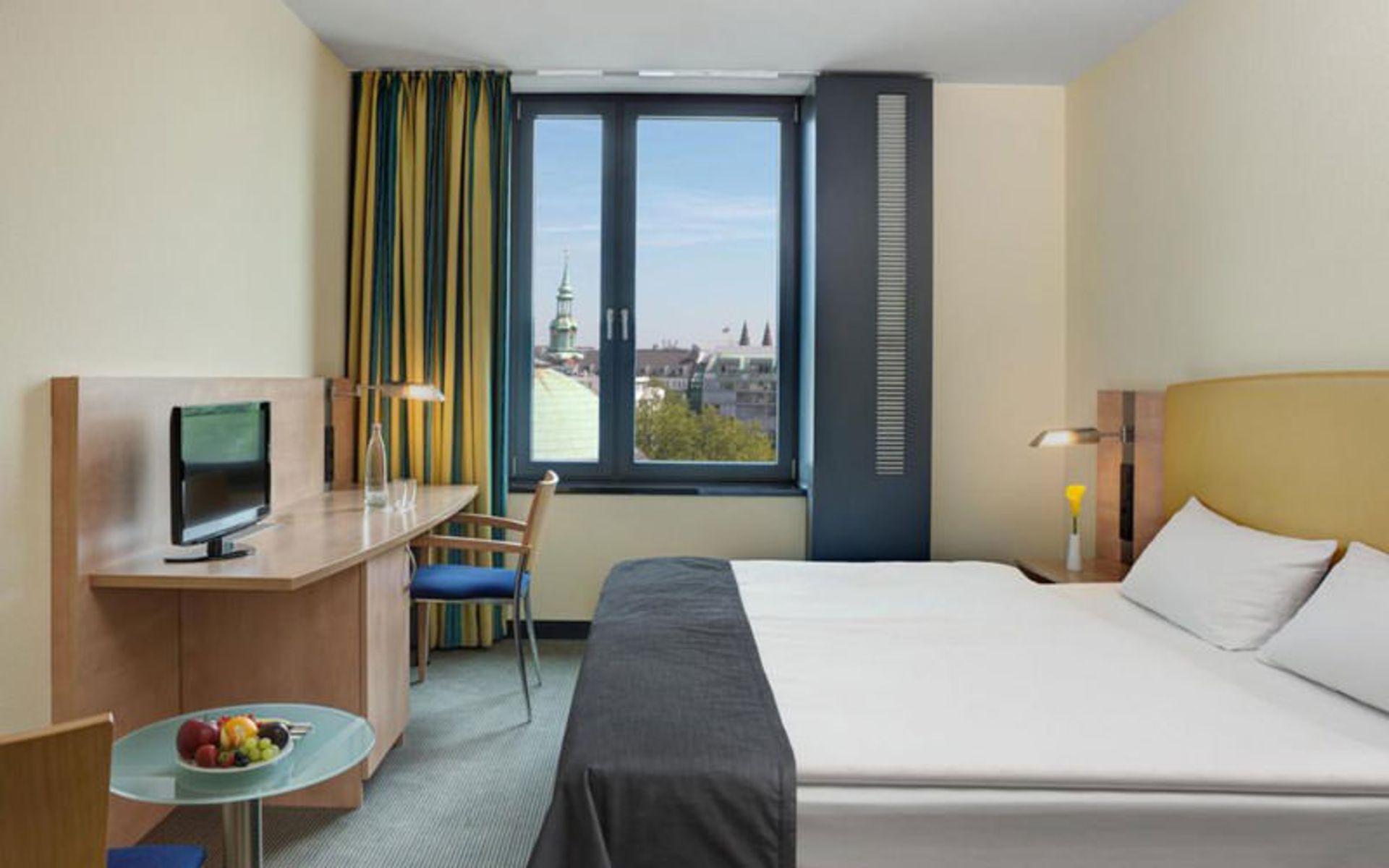 هتل اینتر سیتی هامبورگ هااوپ‌باهن‌هوف (IntercityHotel Hamburg Hauptbahnhof)