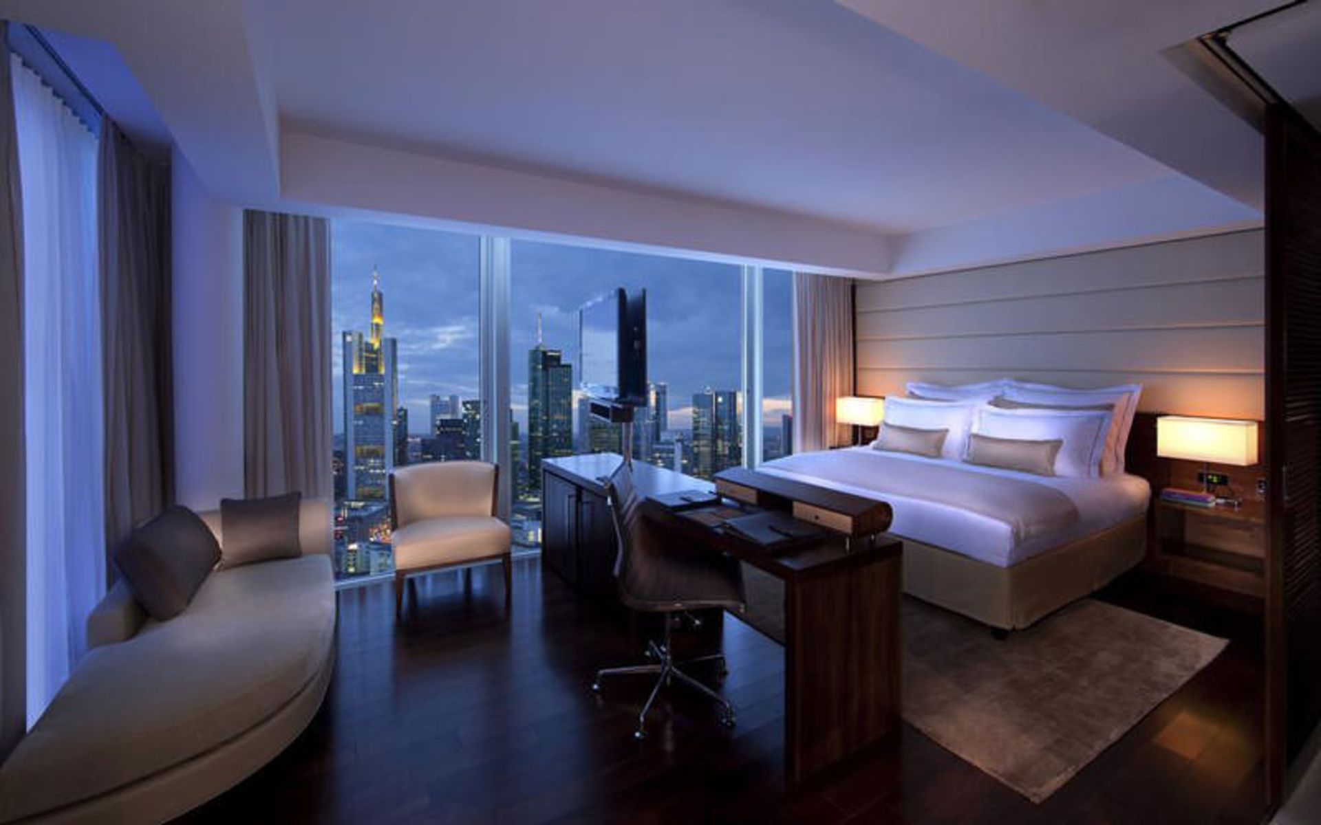هتل جومیراه فرانکفورت (Jumeirah Frankfurt)