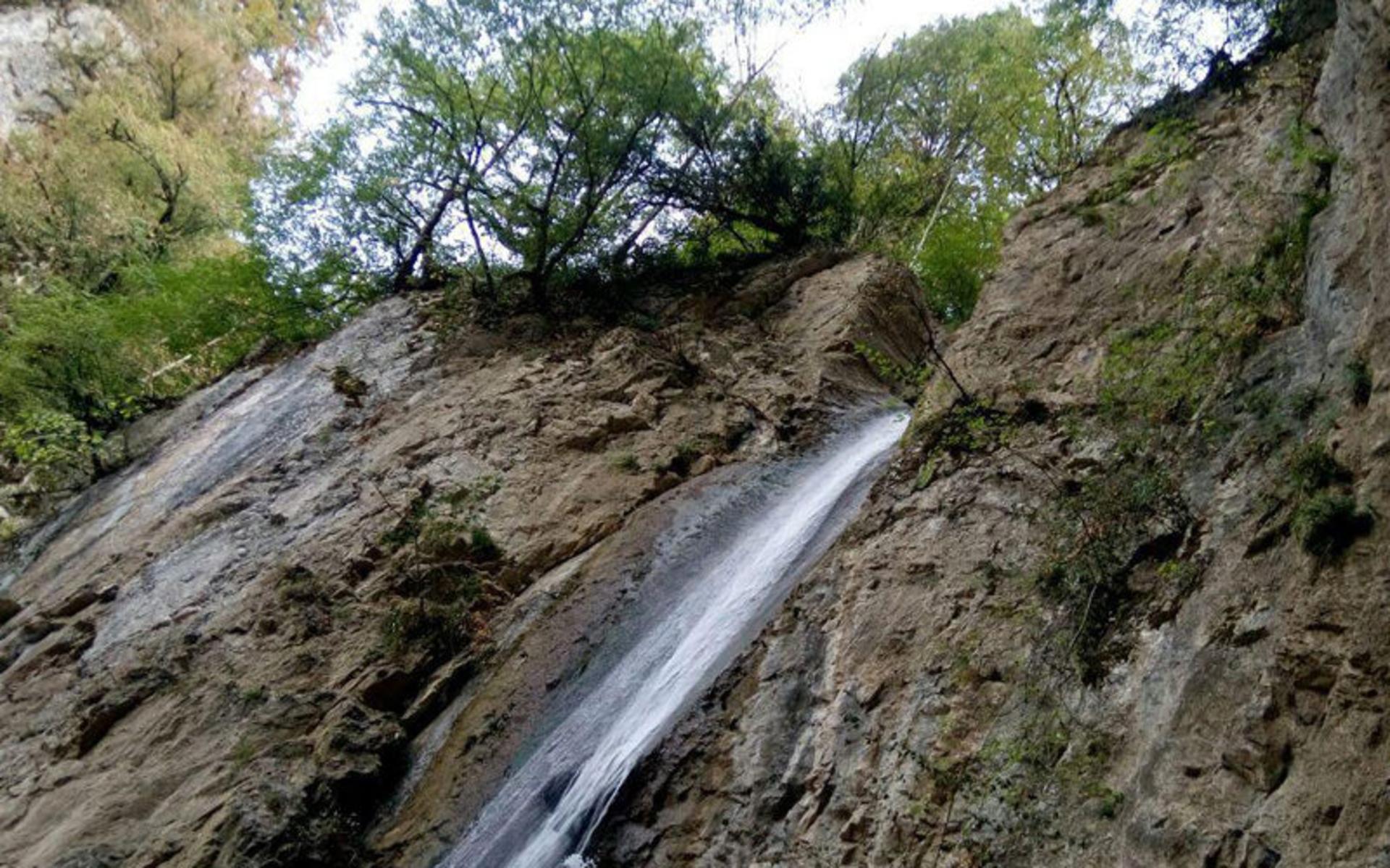 آبشار زیارت
