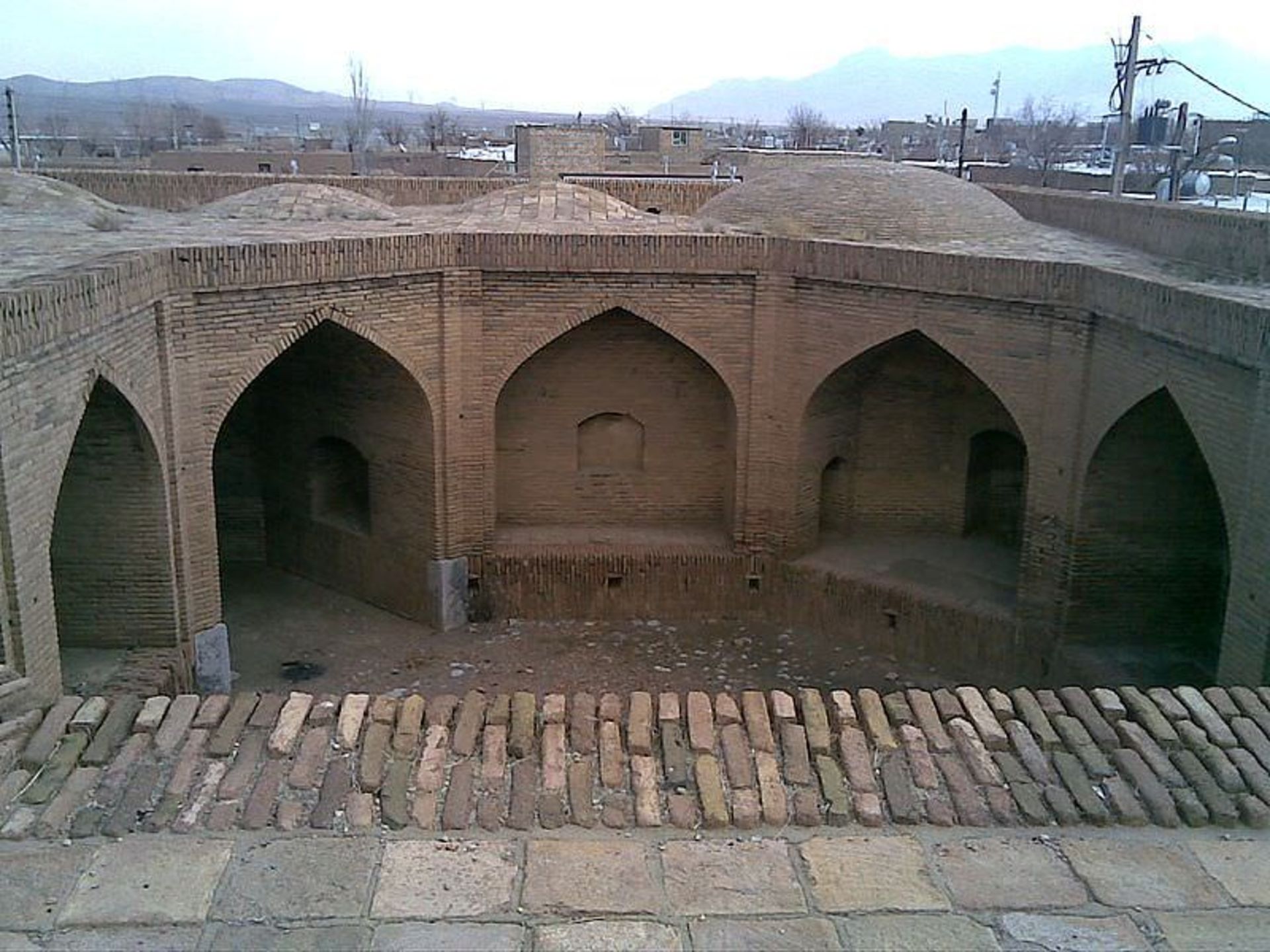 کارونسرای شیخ علیخان 