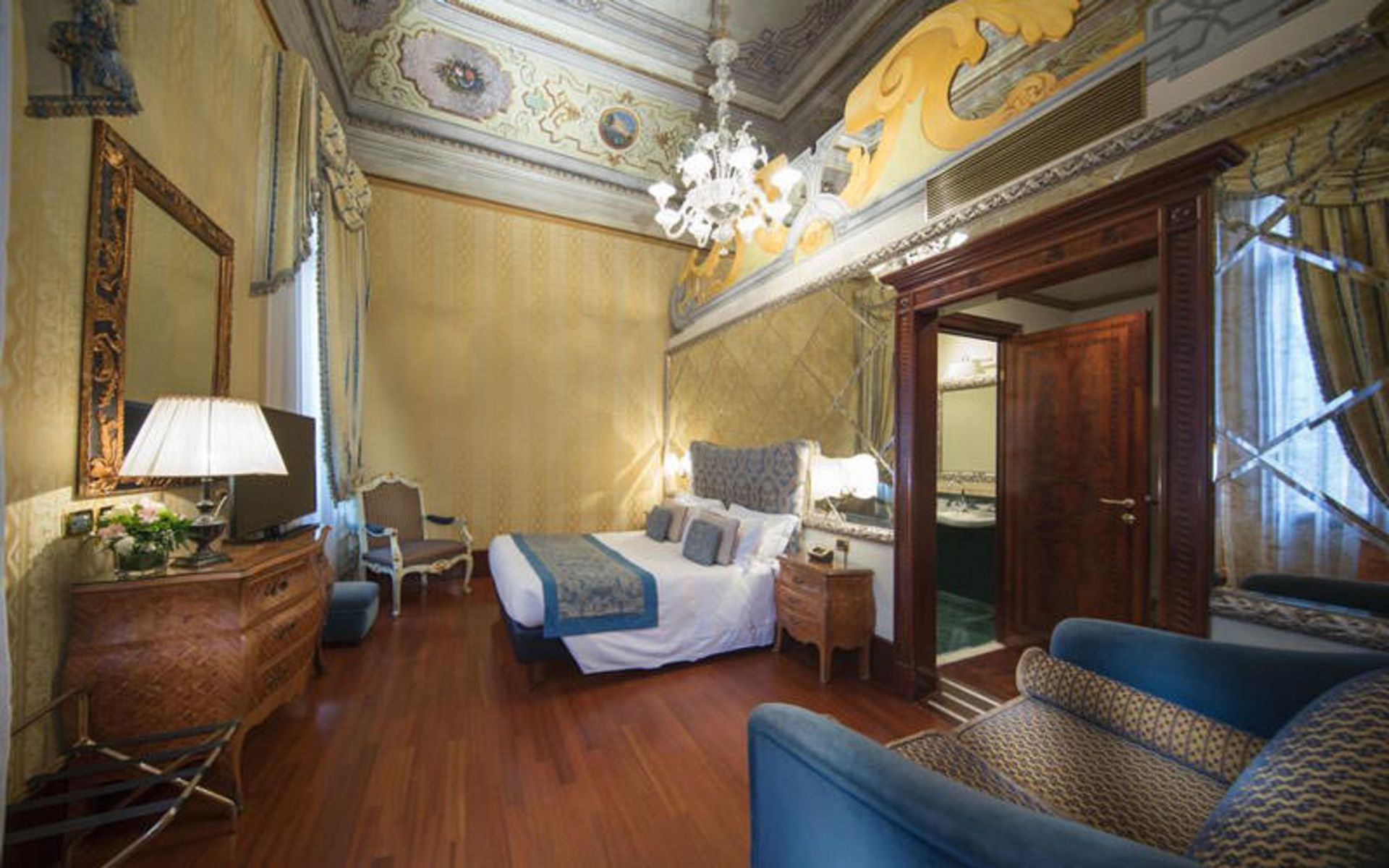 هتل کلمبینا (Hotel Colombina)