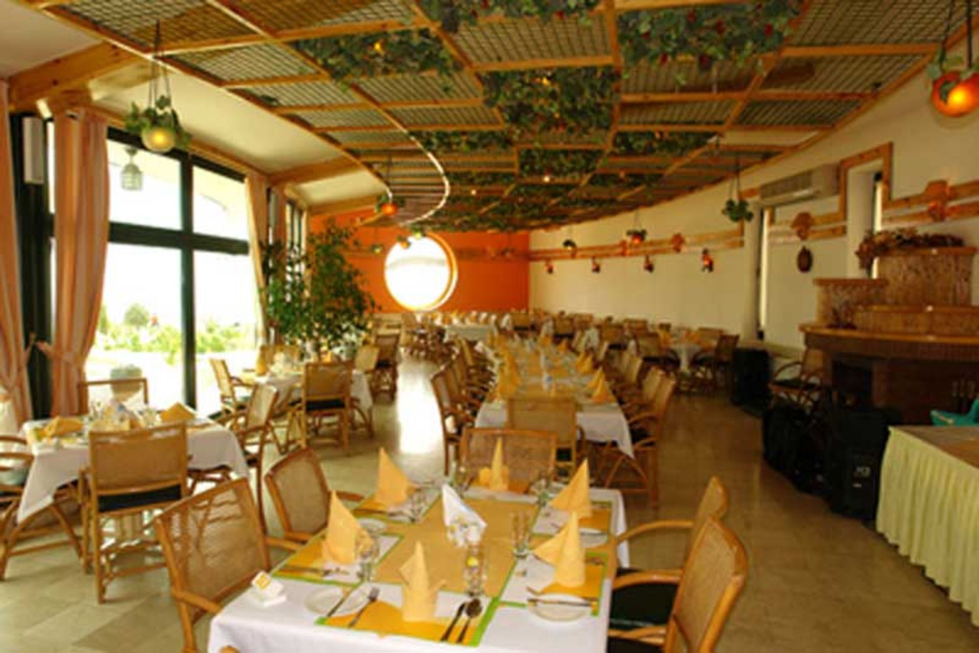 هتل ساحل ارومیه