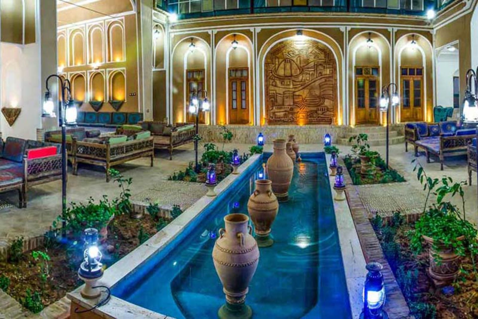 رستوران فردوسی