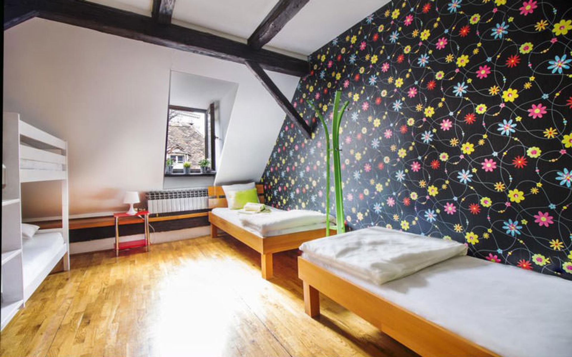 هاستل سنتار (Hostel Centar)