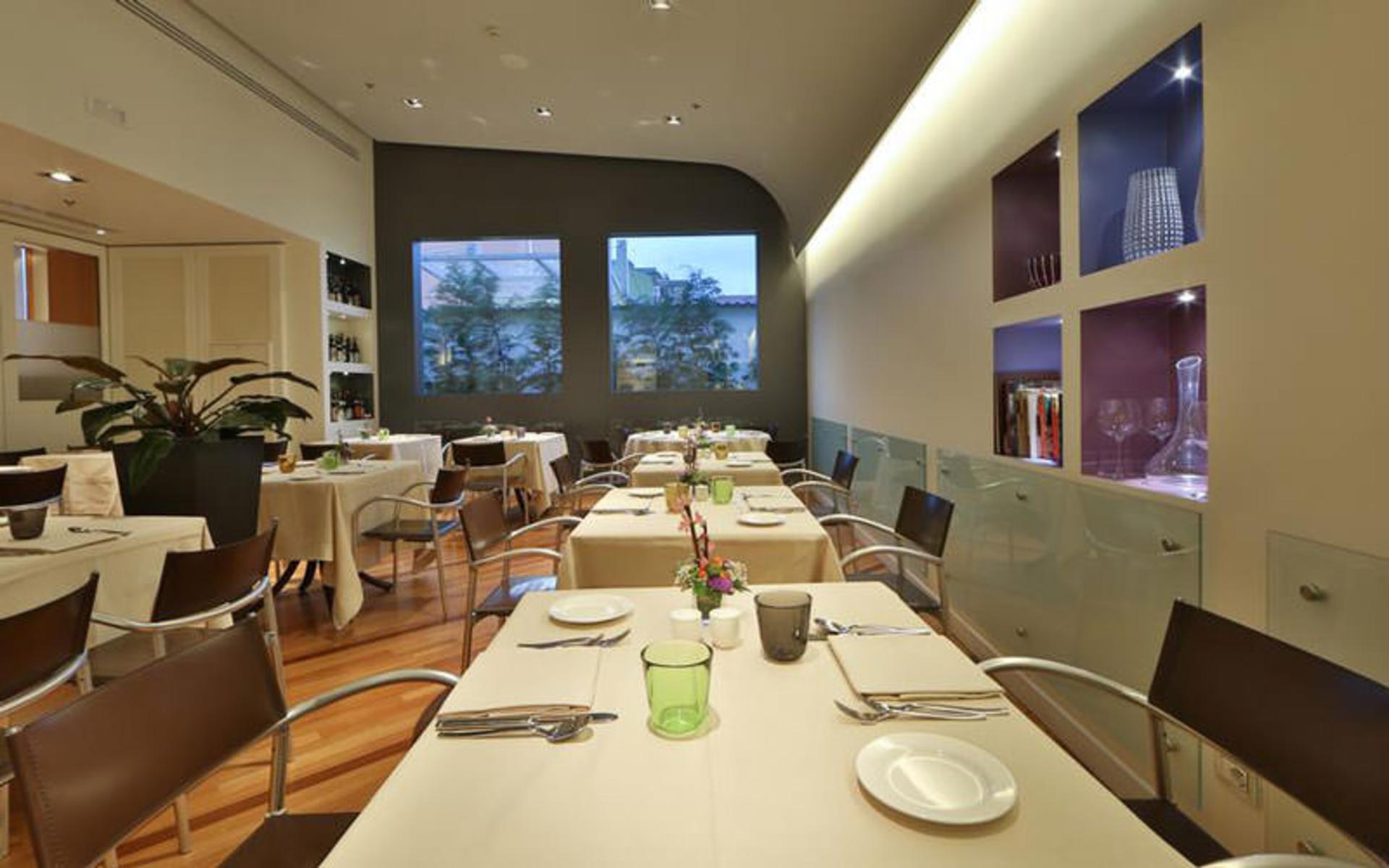 هتل بِست وِستِرن پلاس بُلُنا (Best Western Plus Hotel Bologna)
