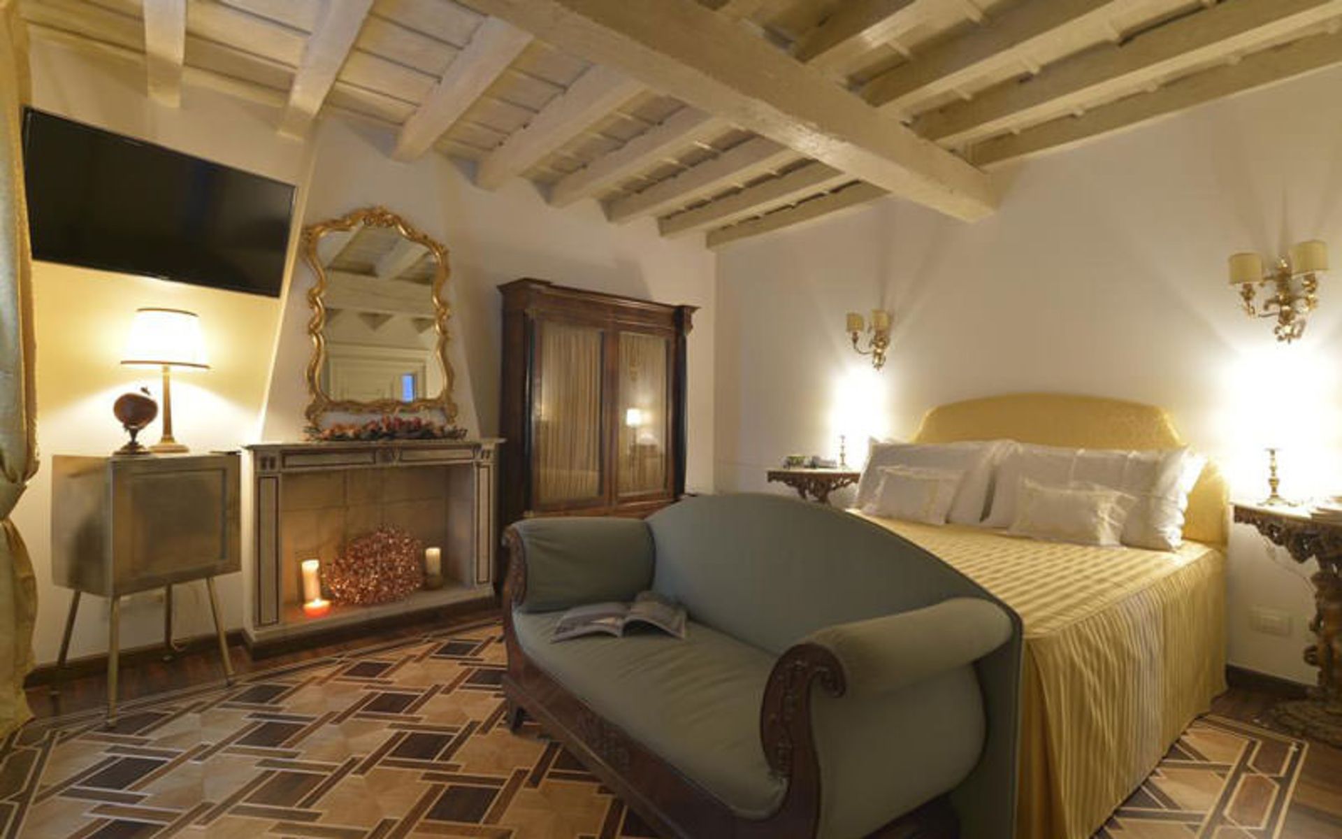 هتل سانتا مارتا سوییتز (Hotel Santa Marta Suites)