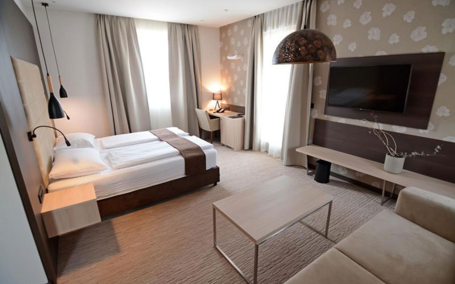 هتل گالوس (Hotel Gallus)