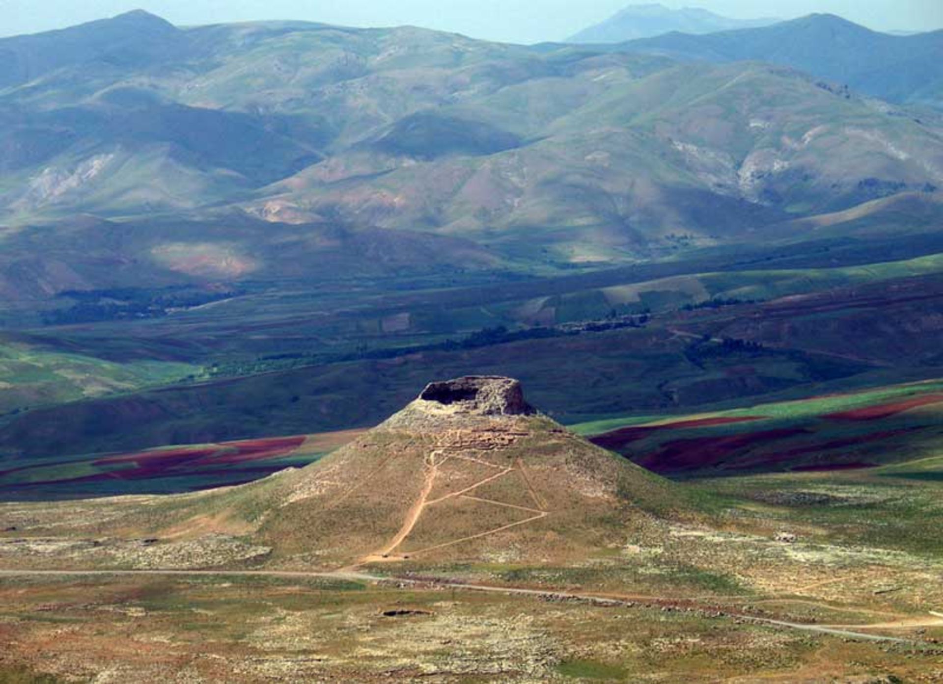 زندان سلیمان، تکاب