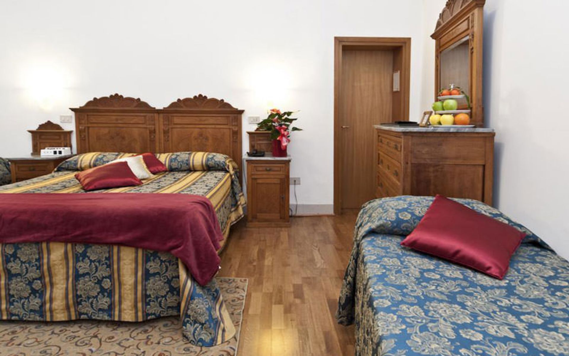 هتل آلا فاوا (Hotel Alla Fava)