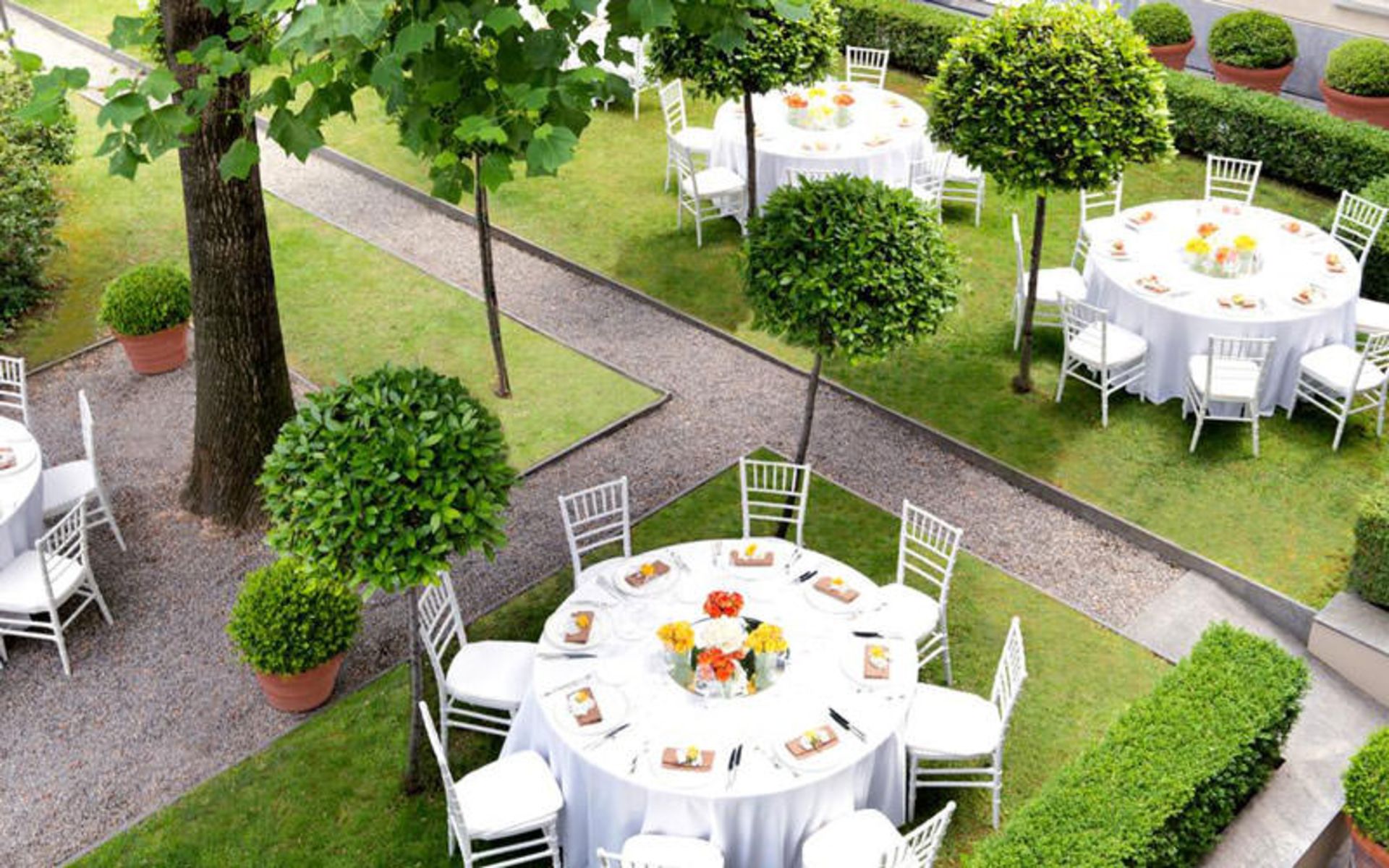 هتل فور سیسنز میلانو (Four Seasons Hotel Milano)