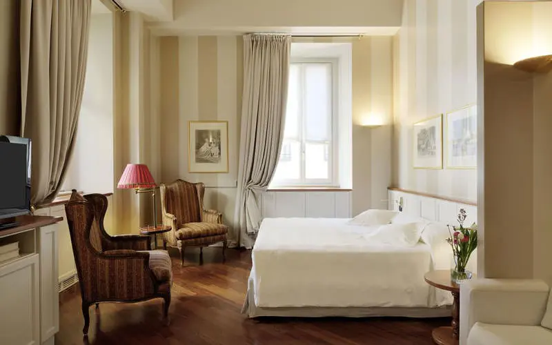 هتل کامپریو هوس سوییتز اند اپارتمانت (Camperio House Suites & Apartments)