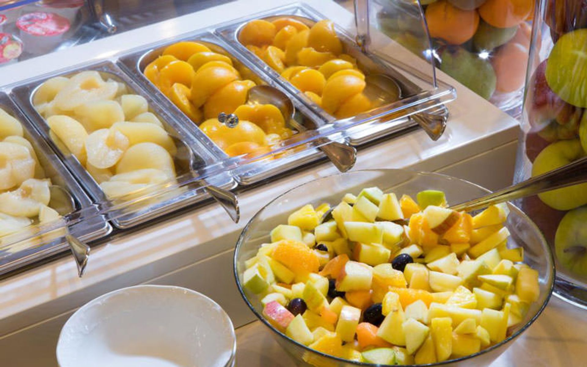 هتل تریتُن (Hotel Tritone)