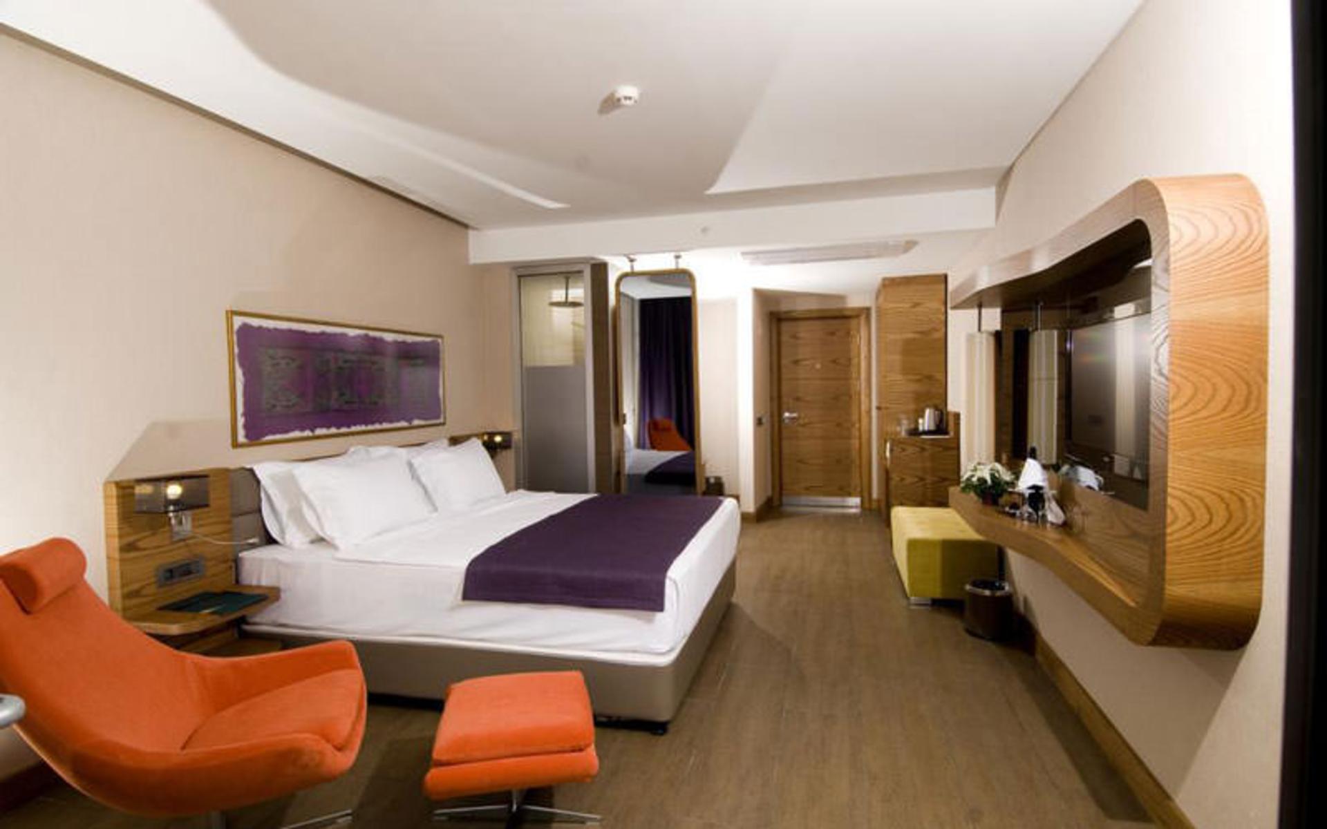 هتل کازا د ماریس اسپا اند ریزورت (Casa De Maris Spa & Resort Hotel)