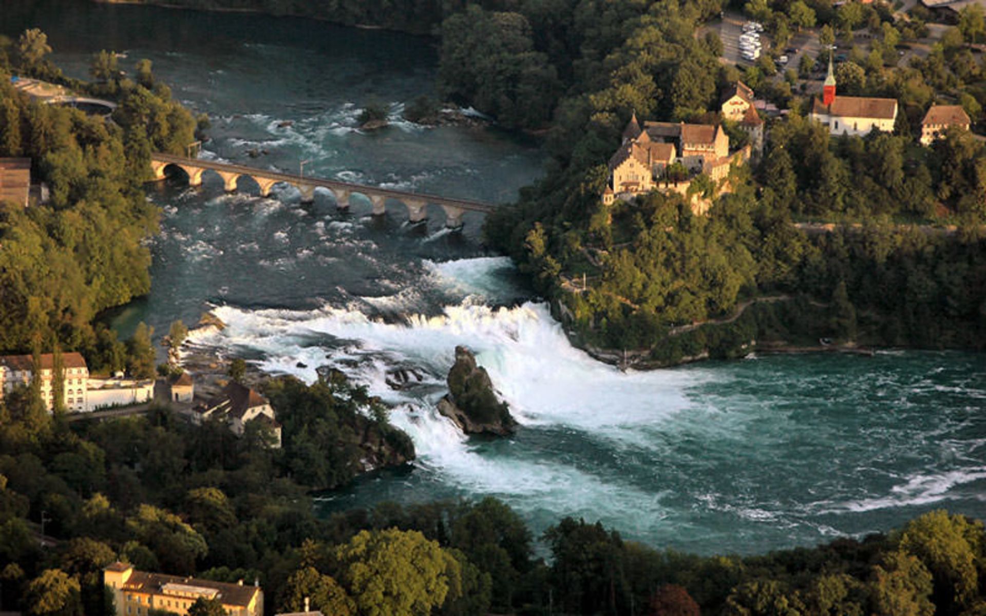 آبشار راین (Rhine Falls)