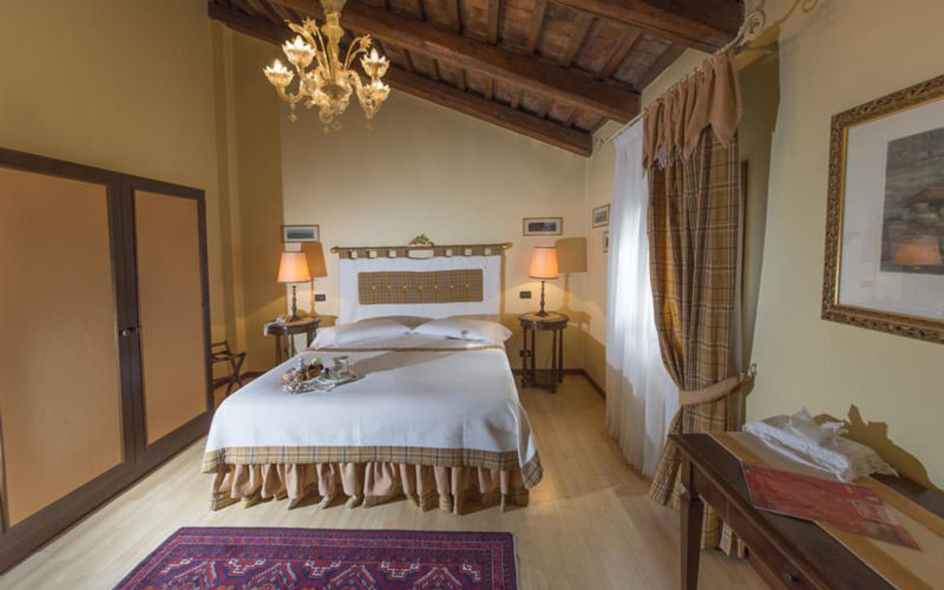 هتل لا رسکوسا (Hotel La Rescossa)