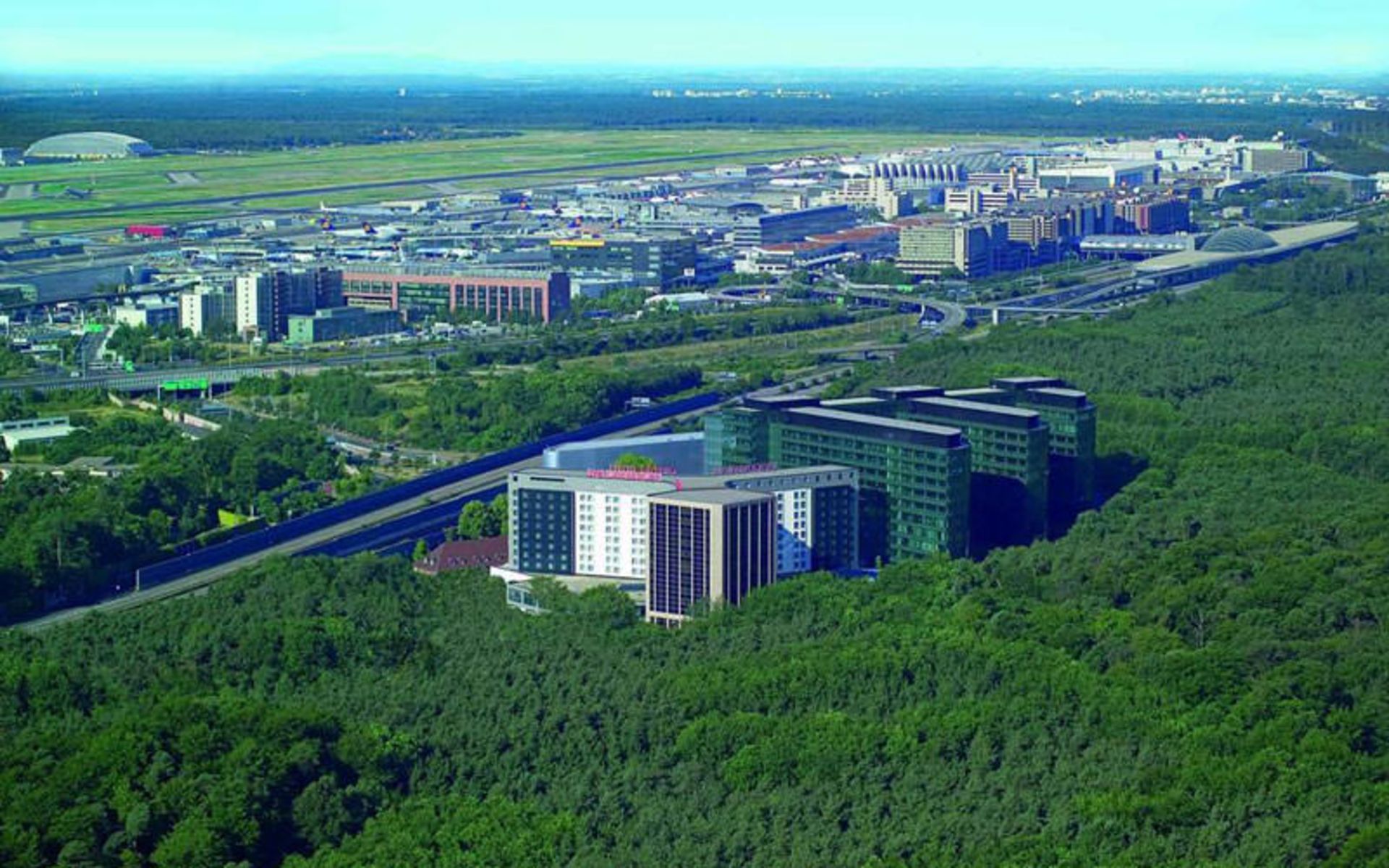 هتل استیگن‌برگر ایرپورت هتل فرانکفورت (Steigenberger Airport Hotel Frankfurt)