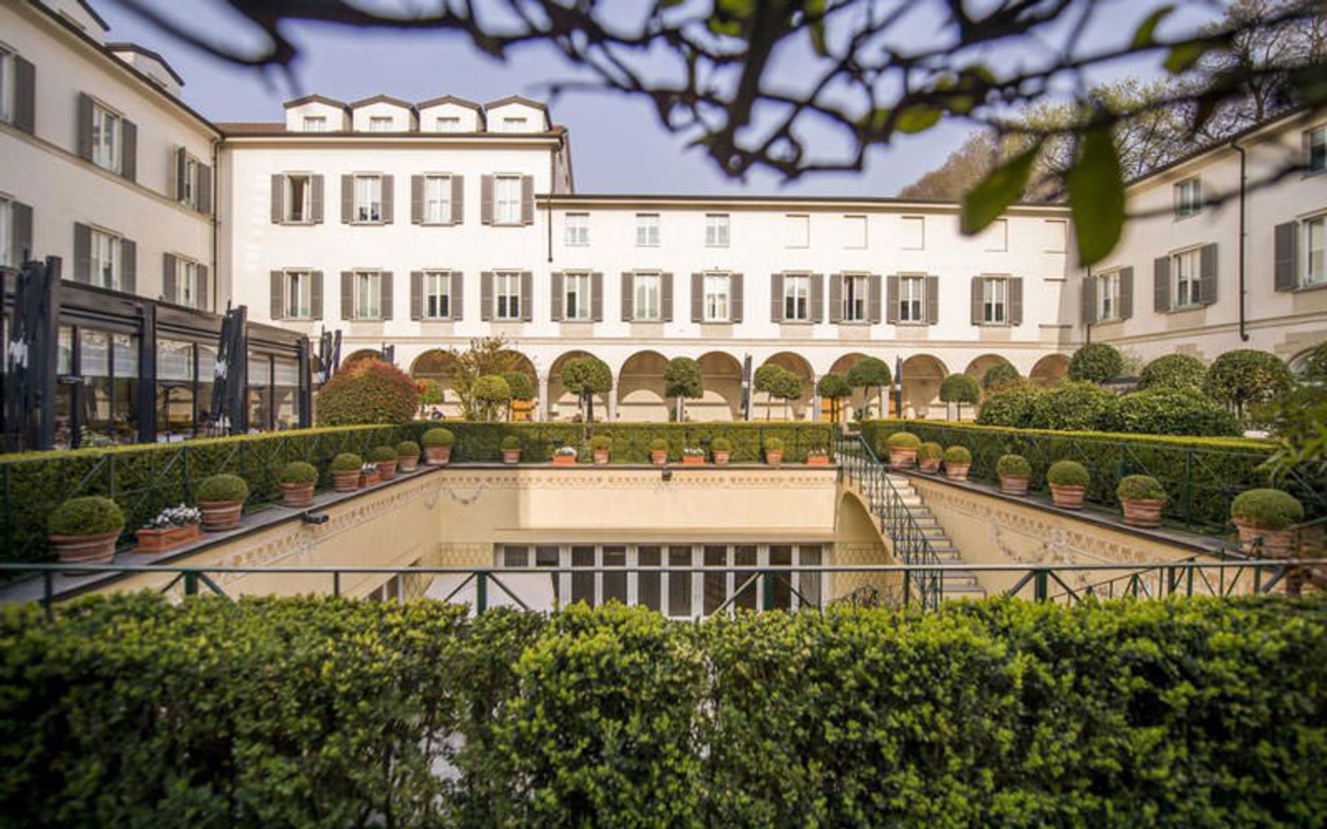 هتل فور سیسنز میلانو (Four Seasons Hotel Milano)