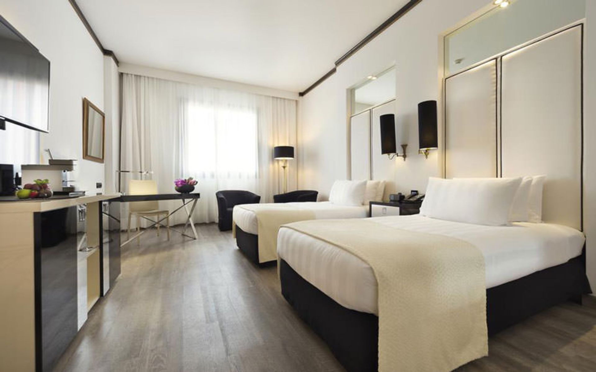 هتل ملیا میلانو (Meliá Milano)