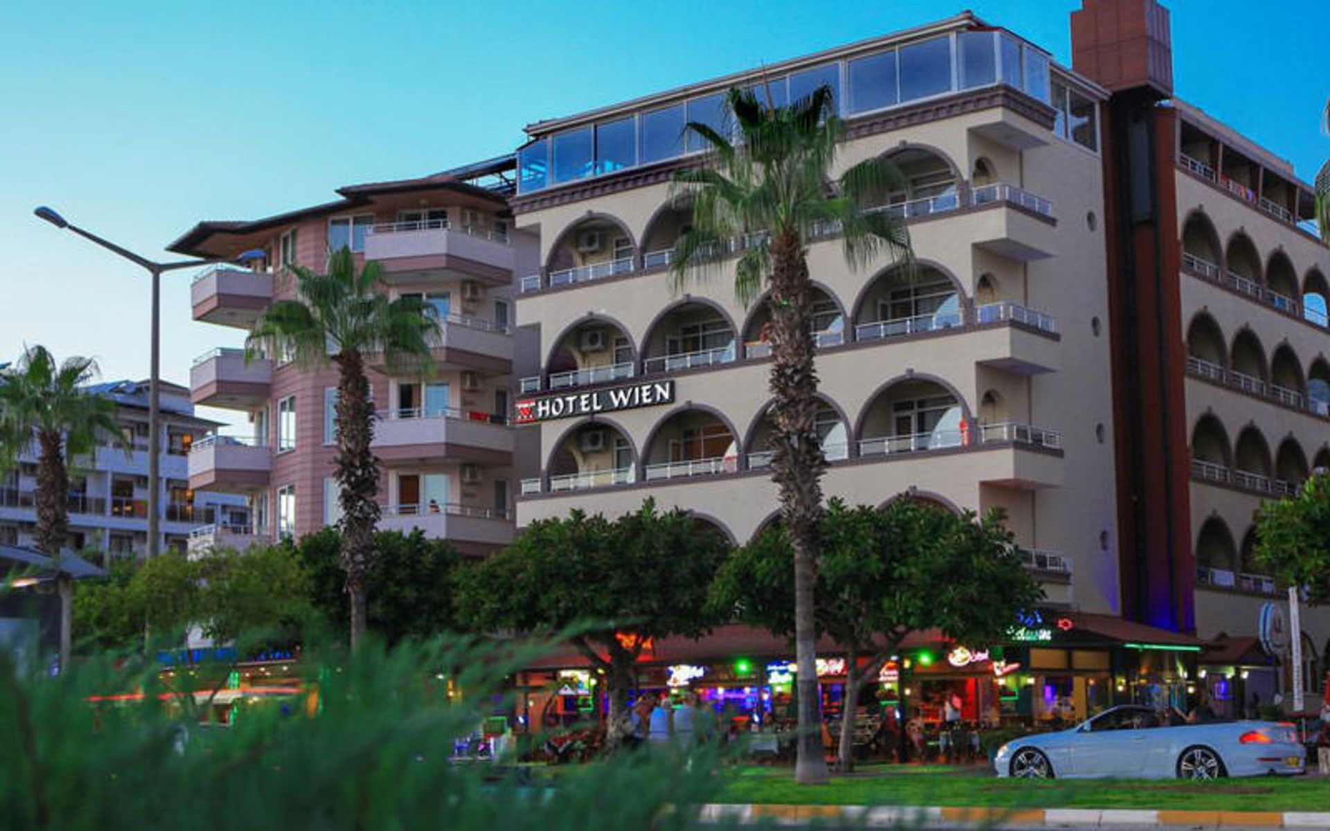 هتل وین تربیلک (Hotel Wien Terbilek)