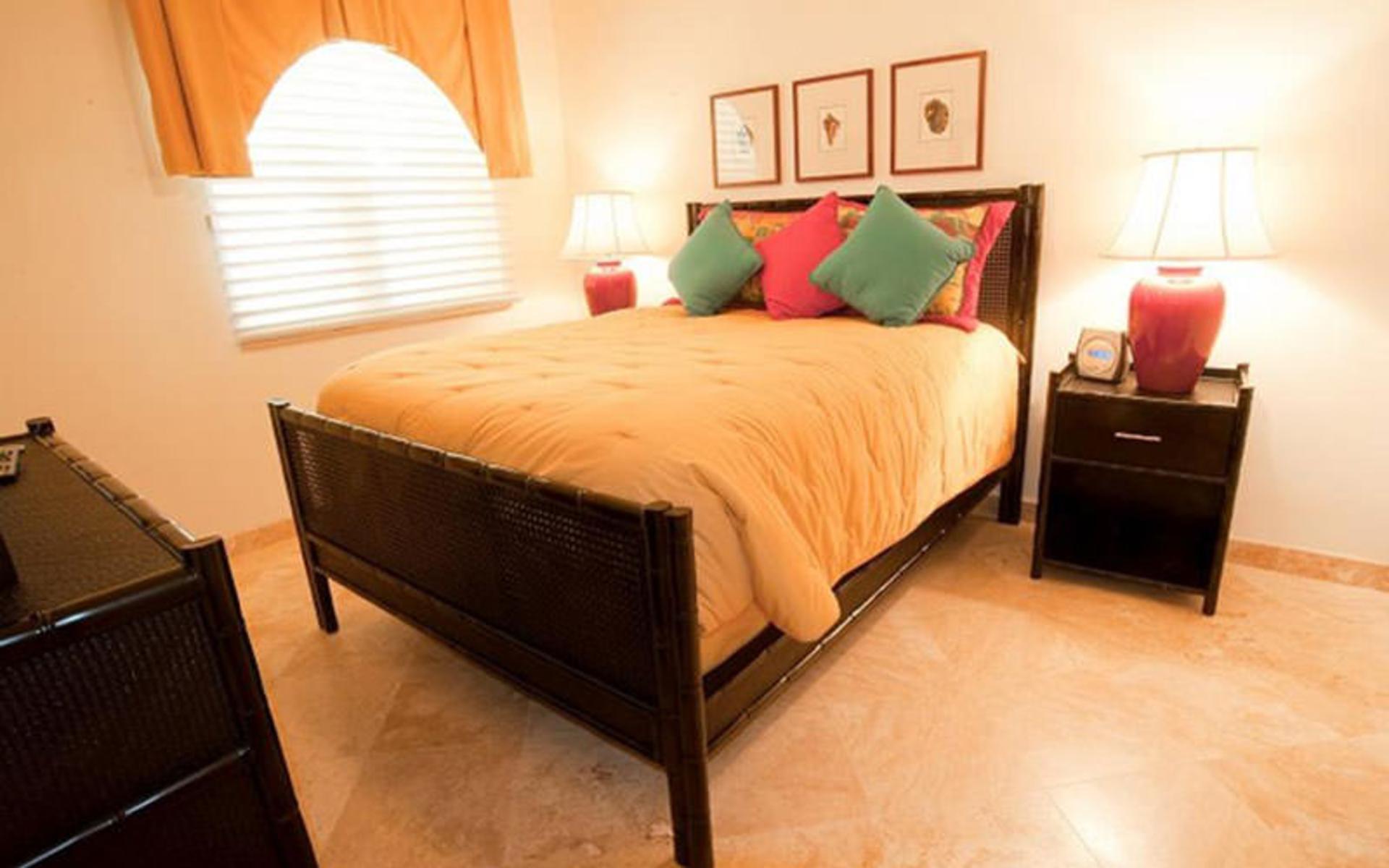 هتل توسکانی آن گریس بی (The Tuscany on Grace Bay) - جزایر تورکس و کایکوس