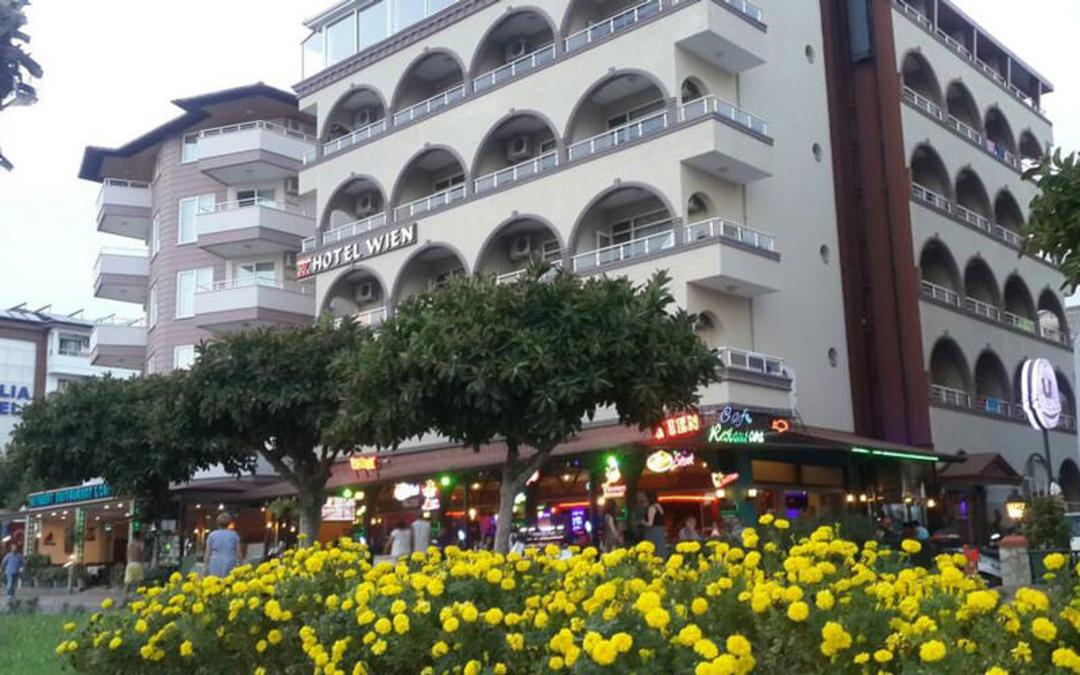 هتل وین تربیلک (Hotel Wien Terbilek)