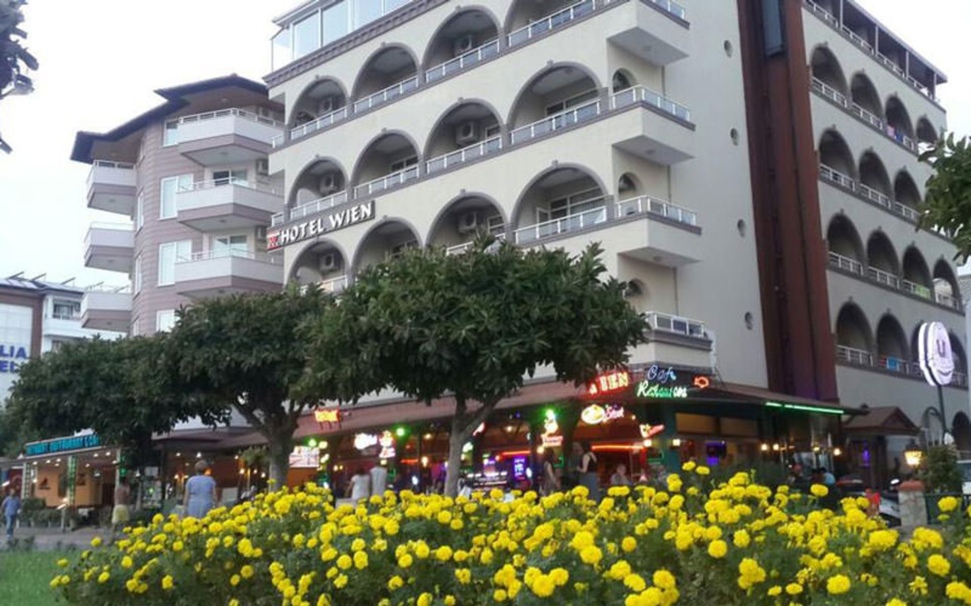 هتل وین تربیلک (Hotel Wien Terbilek)