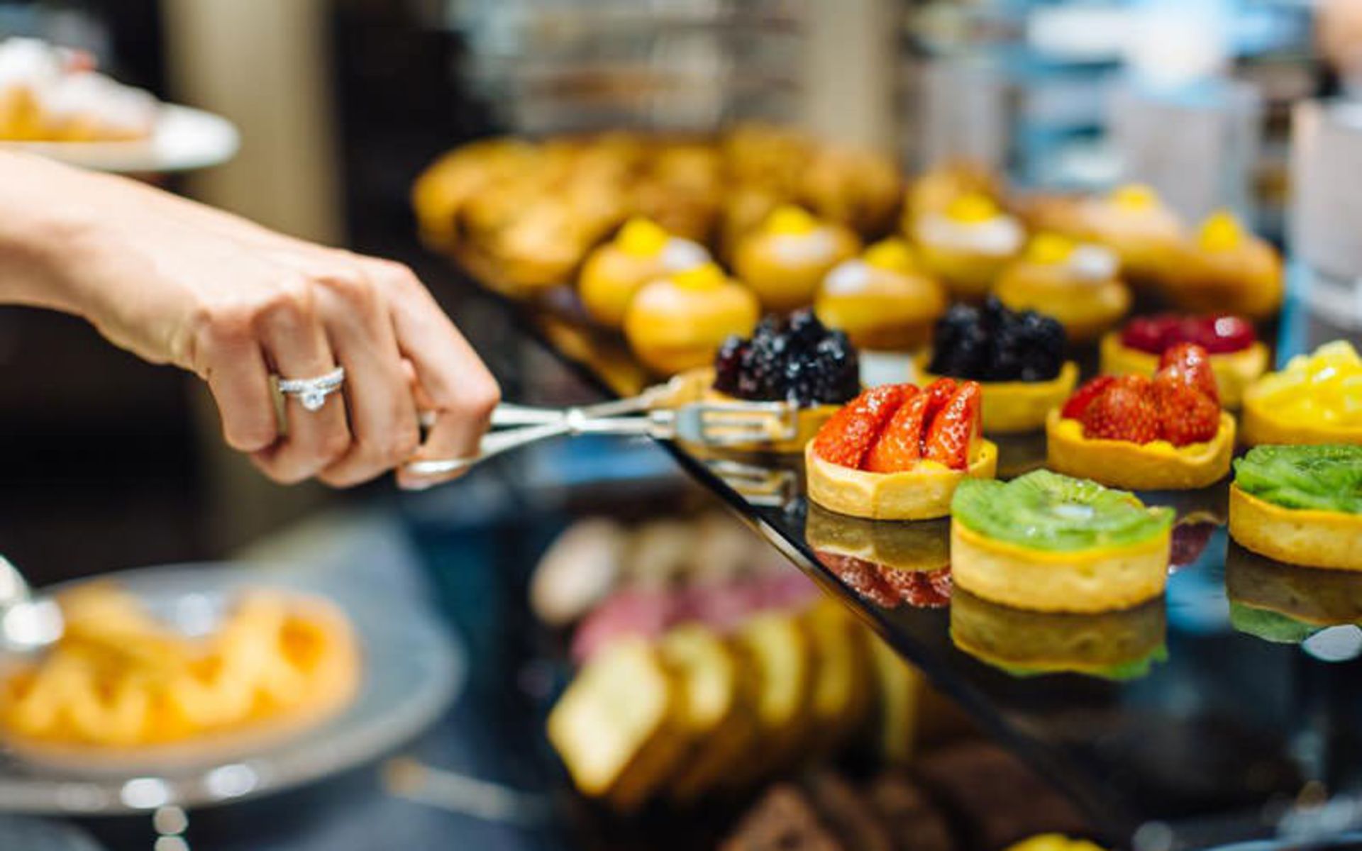 هتل اکسلسیور گالیا (Excelsior Hotel Gallia)