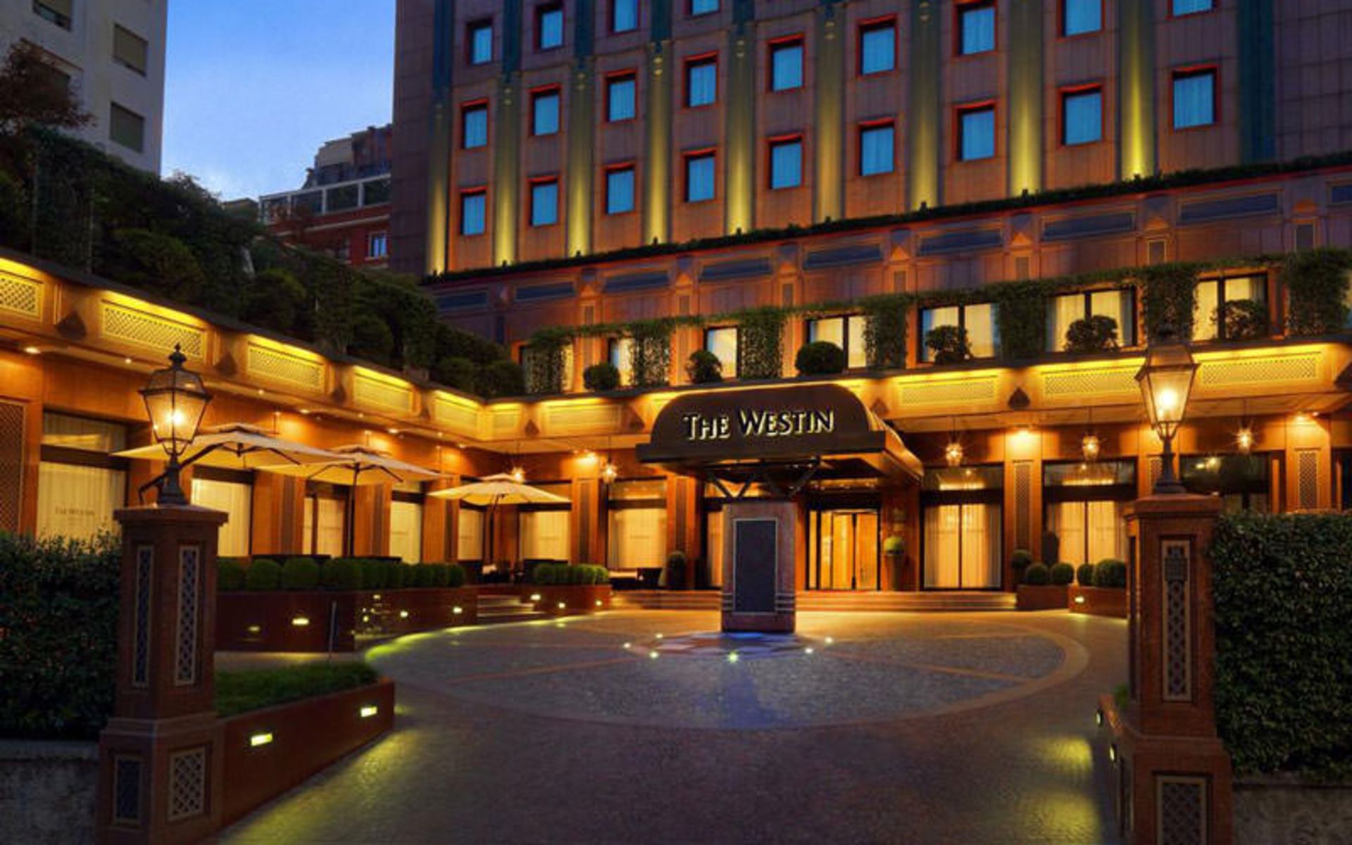 هتل د وستین پالاس (The Westin Palace)