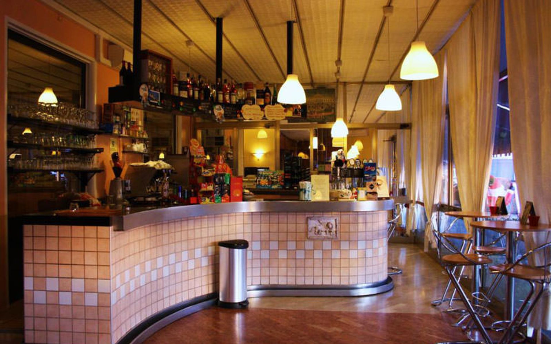 هتل وتوره دال ۱۹۴۷ (Hotel Vettore Dal 1947)