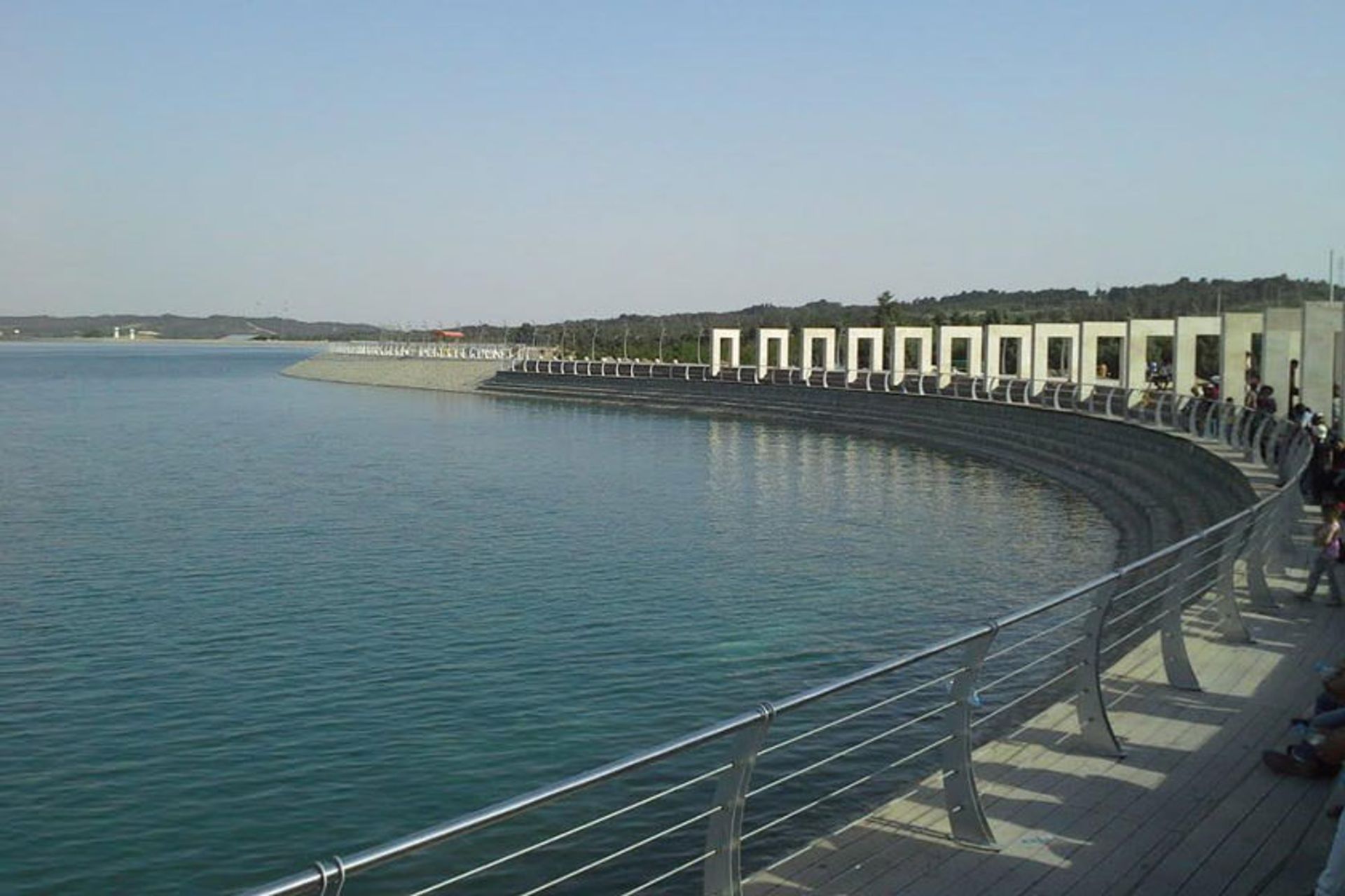 دریاچه چیتگر