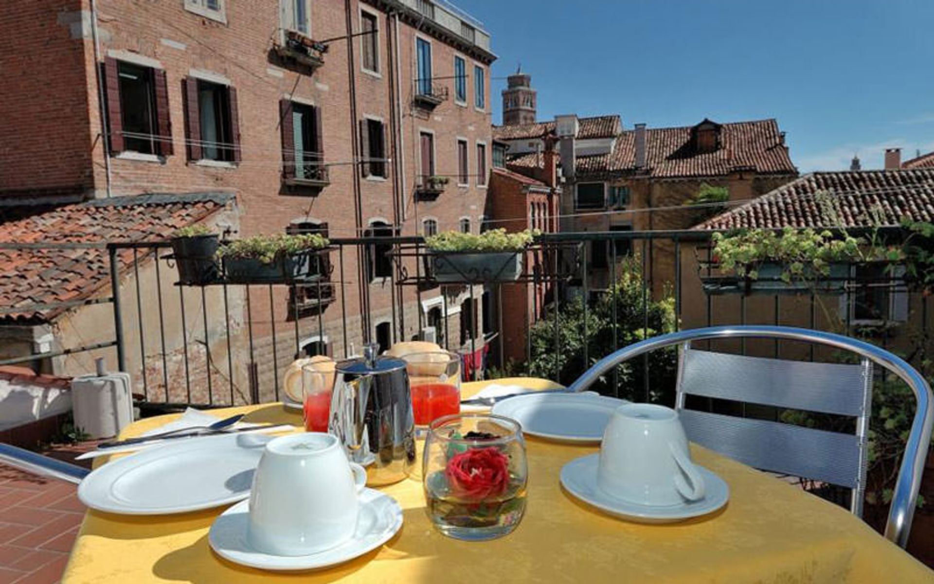 هتل فالیر (Hotel Falier)