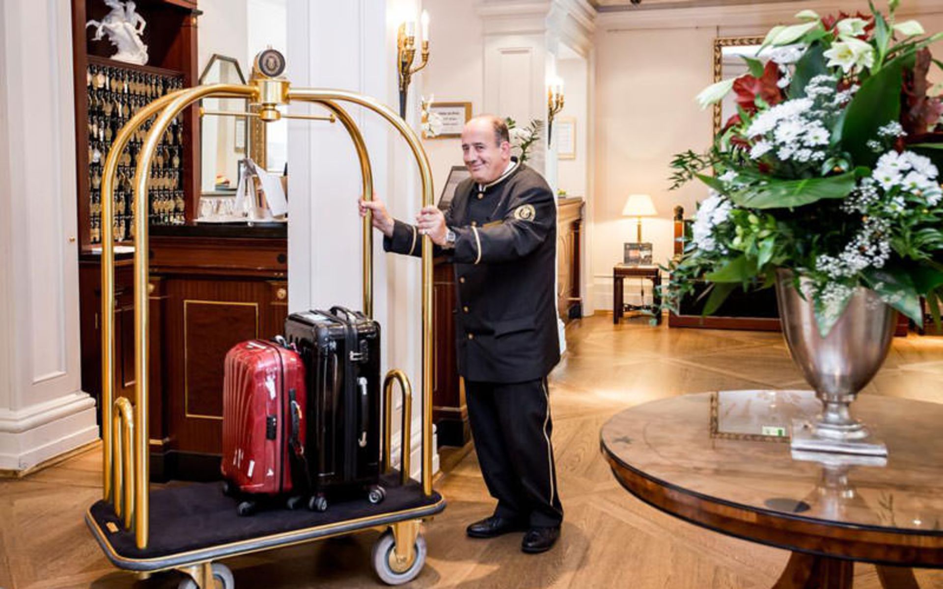 هتل گرند هسیسچر هوف (Grandhotel Hessischer Hof - Hotel Frankfurt)